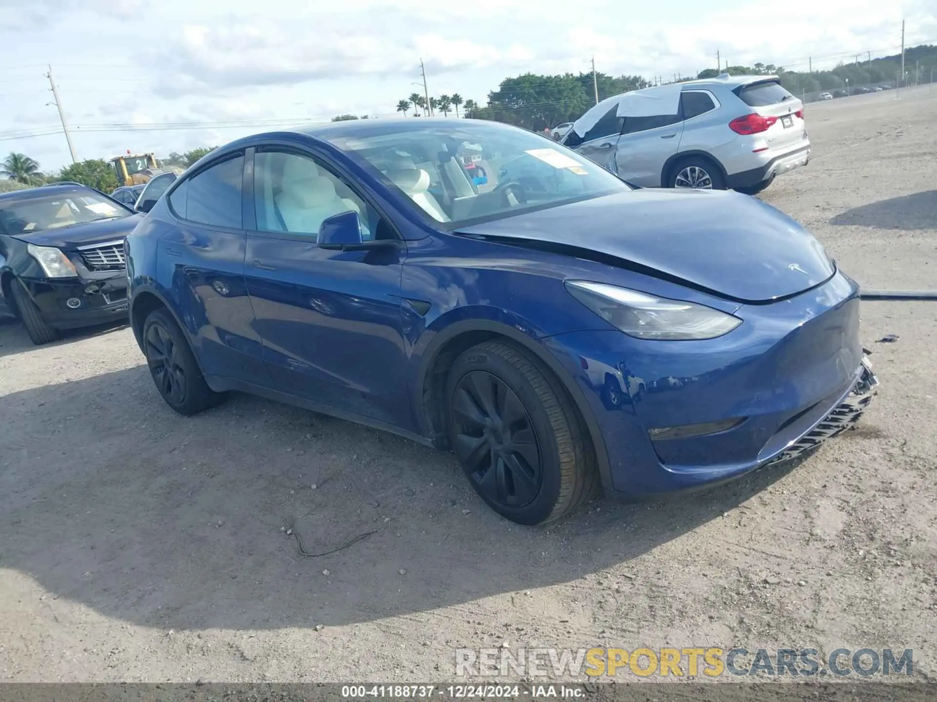 1 Photograph of a damaged car 7SAYGDEE8RA307540 TESLA MODEL Y 2024