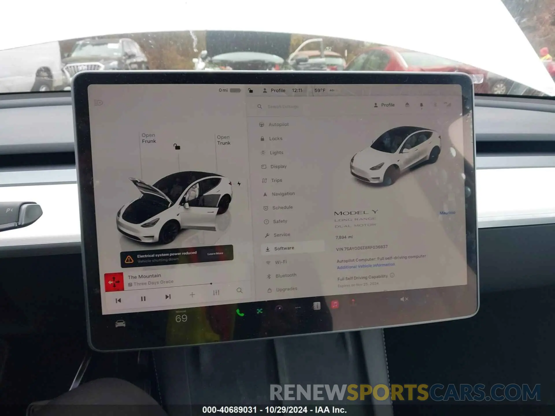 18 Photograph of a damaged car 7SAYGDEE8RF036837 TESLA MODEL Y 2024