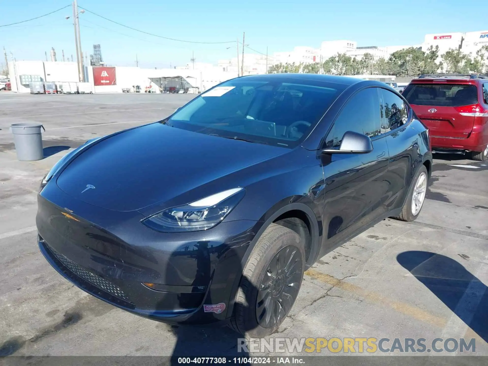 2 Photograph of a damaged car 7SAYGDEE8RF064850 TESLA MODEL Y 2024