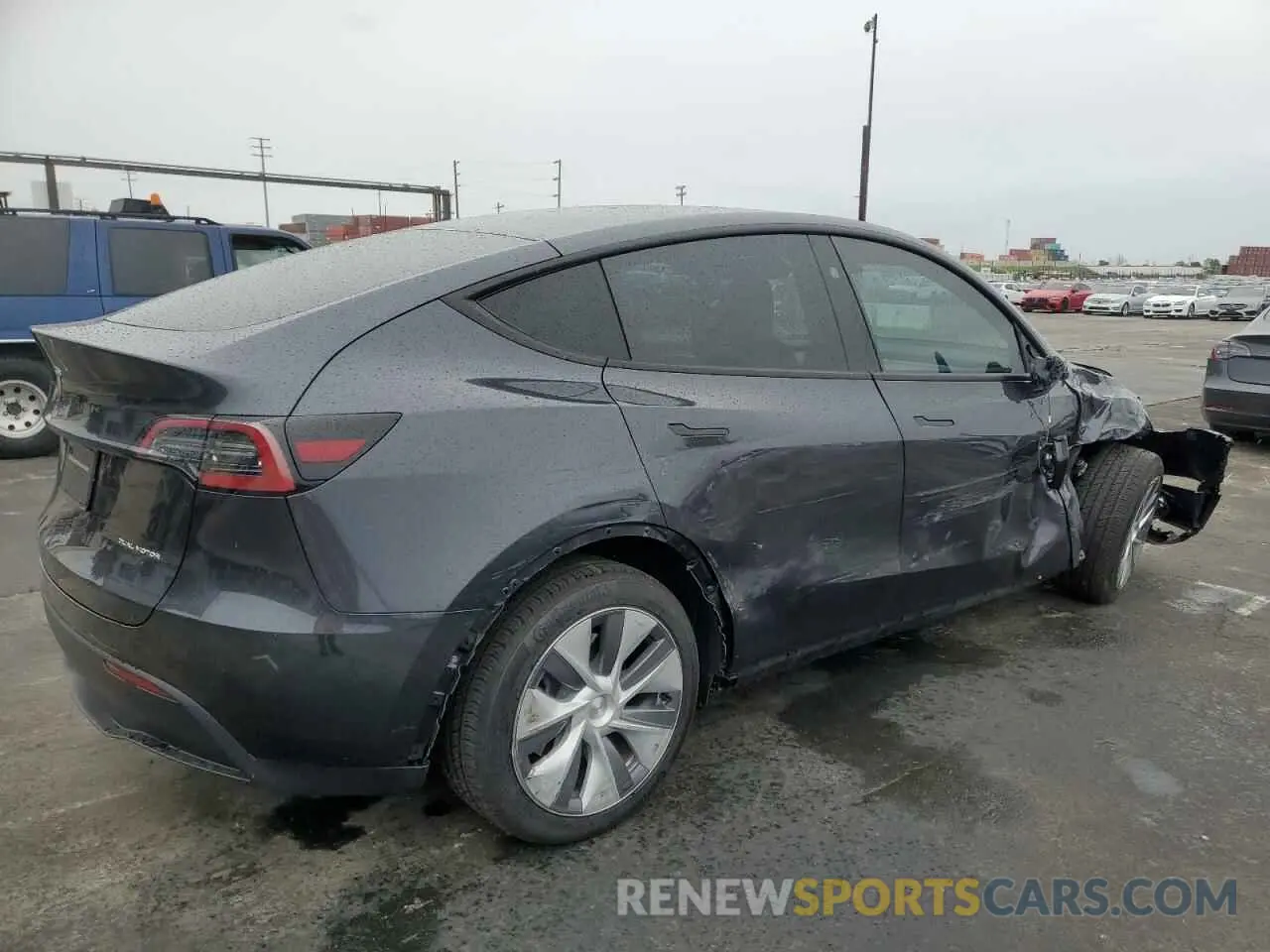 3 Photograph of a damaged car 7SAYGDEE8RF077193 TESLA MODEL Y 2024