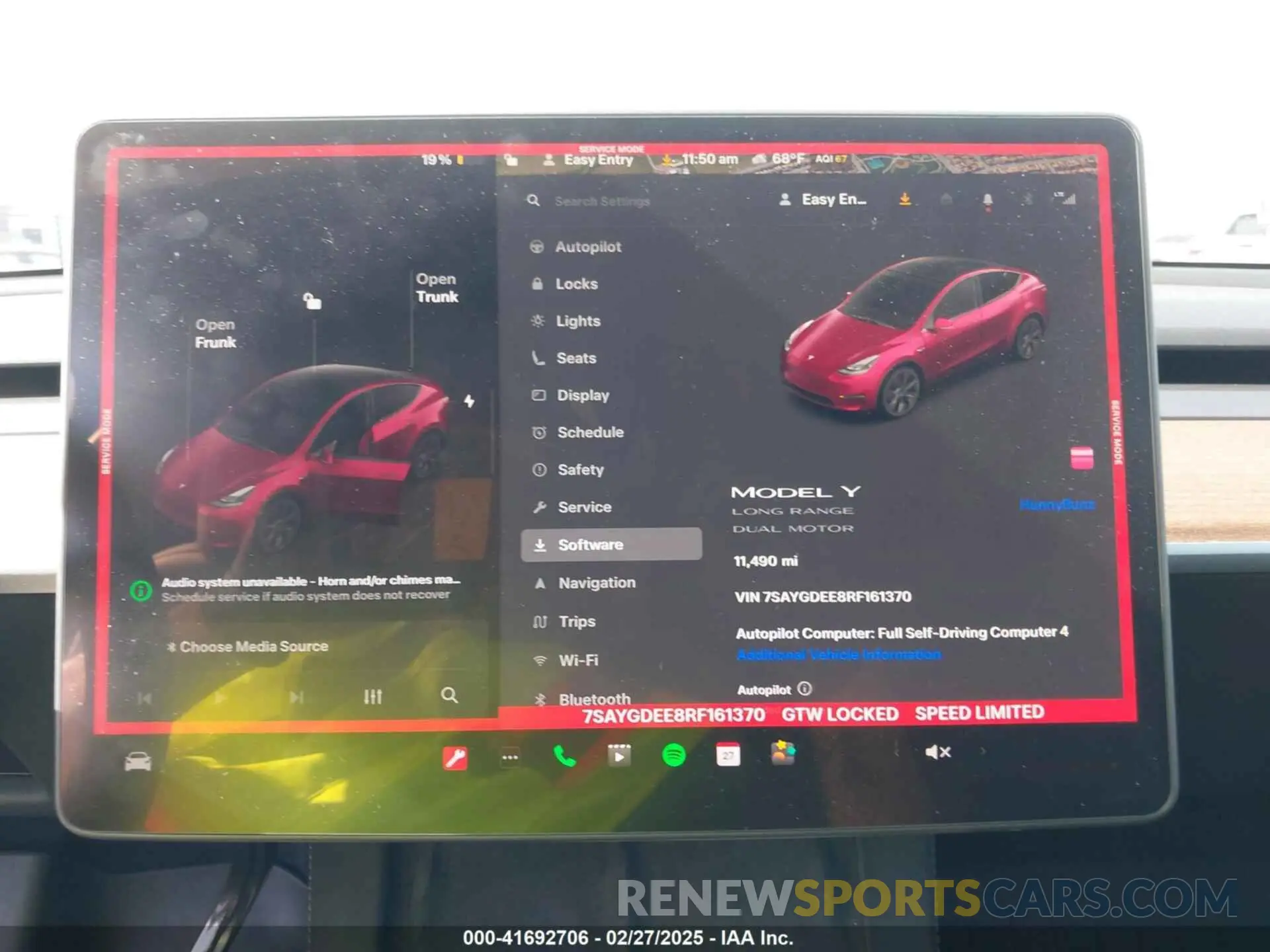 18 Photograph of a damaged car 7SAYGDEE8RF161370 TESLA MODEL Y 2024