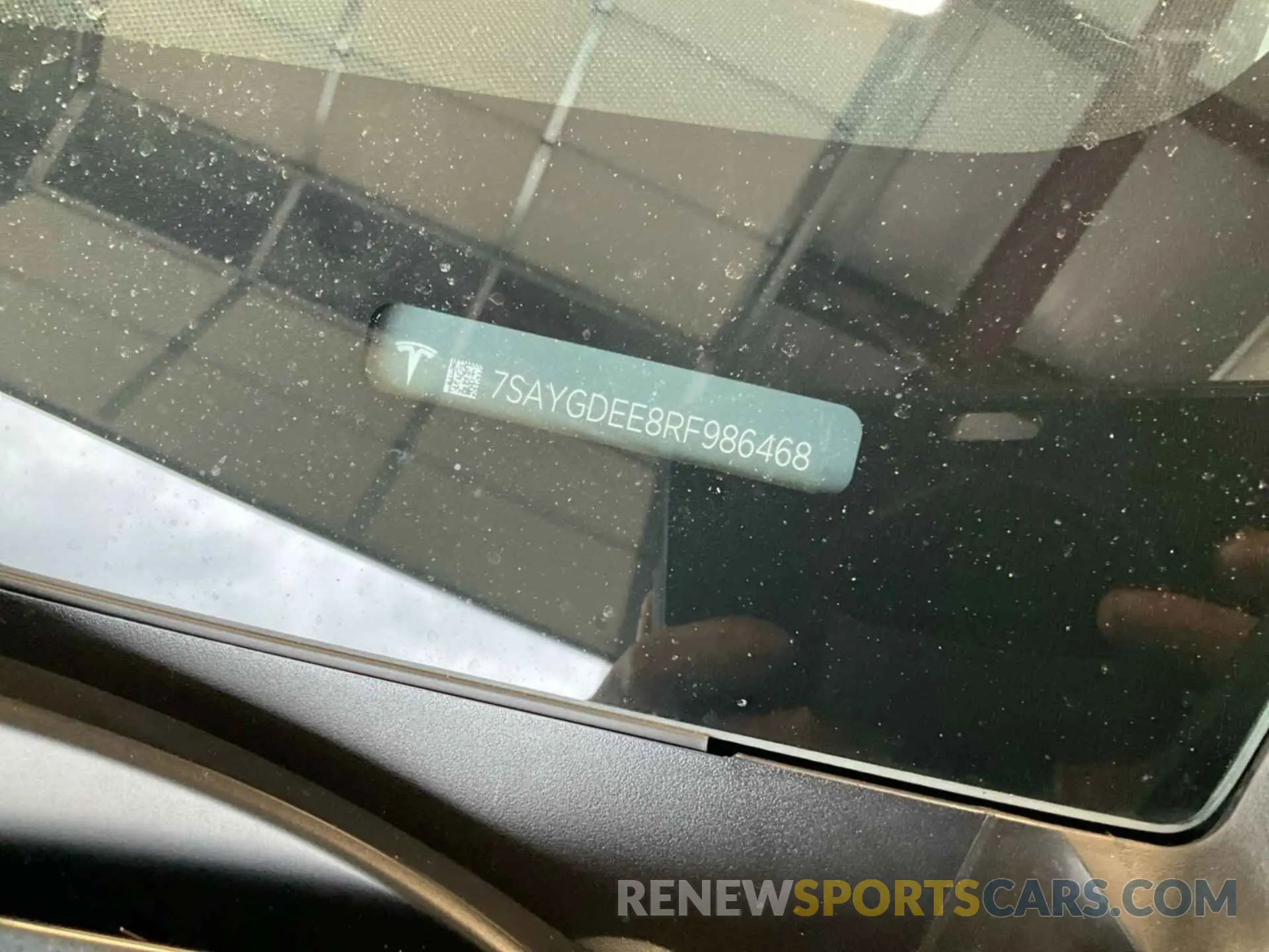 13 Photograph of a damaged car 7SAYGDEE8RF986468 TESLA MODEL Y 2024