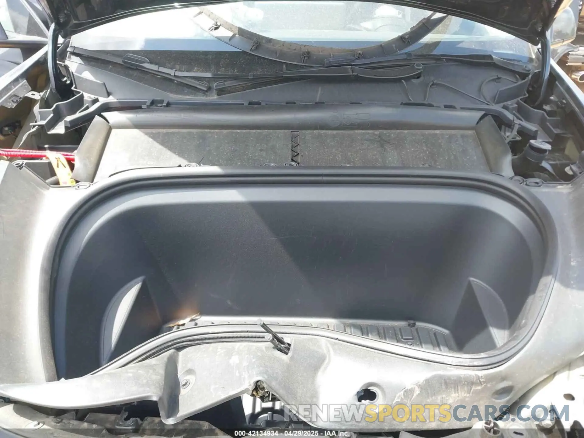 10 Фотография поврежденного автомобиля 7SAYGDEE8RF988950 TESLA MODEL Y 2024