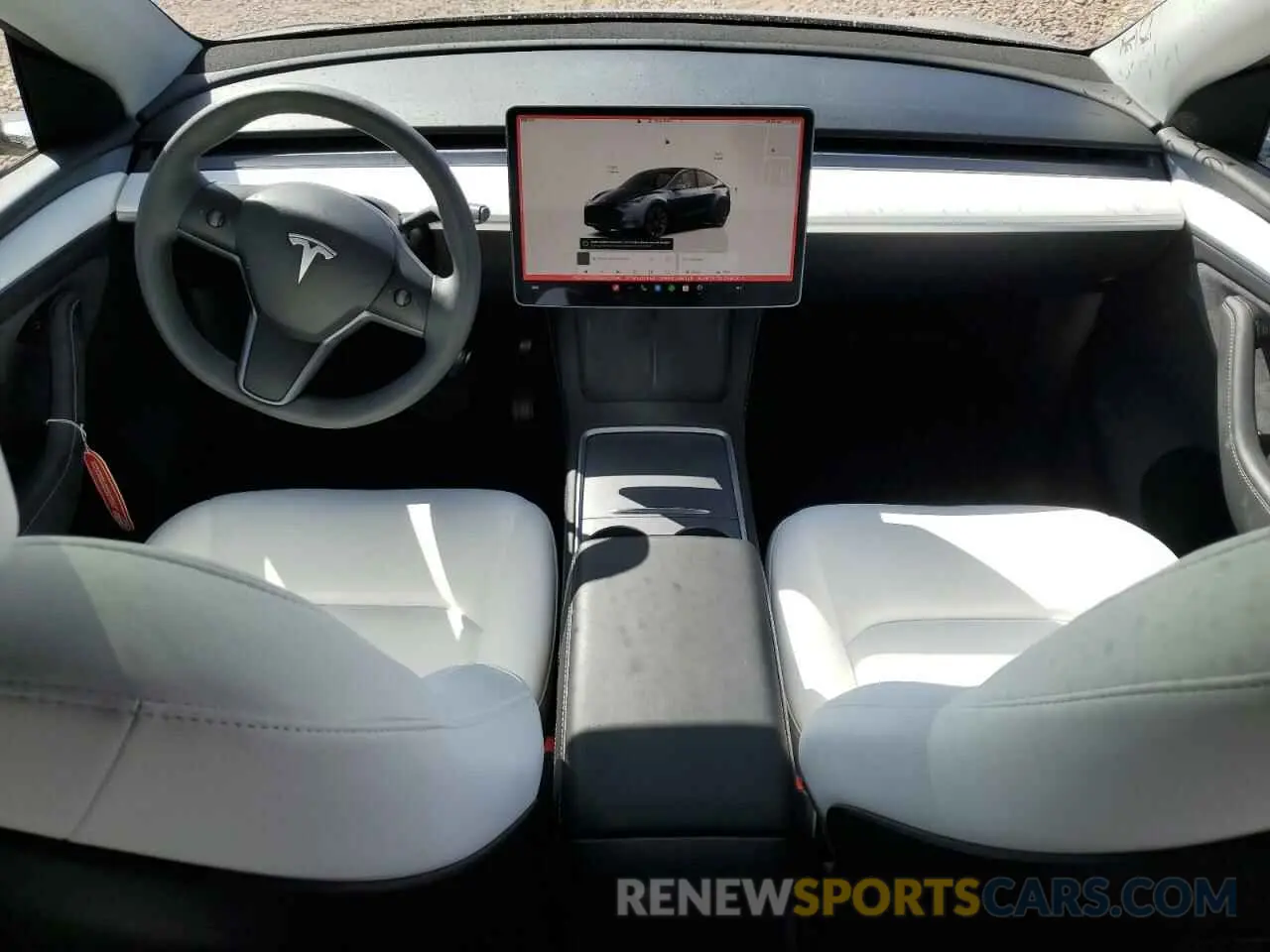 8 Photograph of a damaged car 7SAYGDEE9RA221380 TESLA MODEL Y 2024