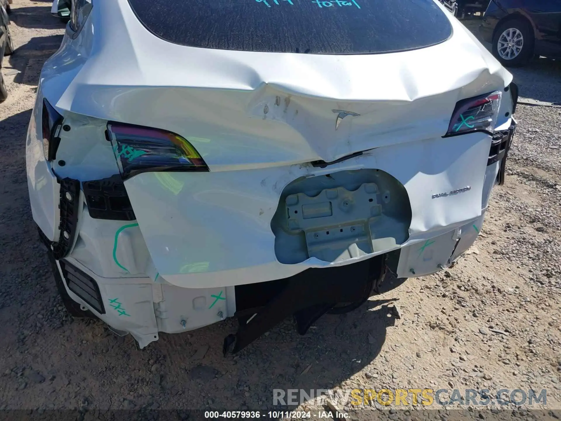 6 Photograph of a damaged car 7SAYGDEE9RA241239 TESLA MODEL Y 2024