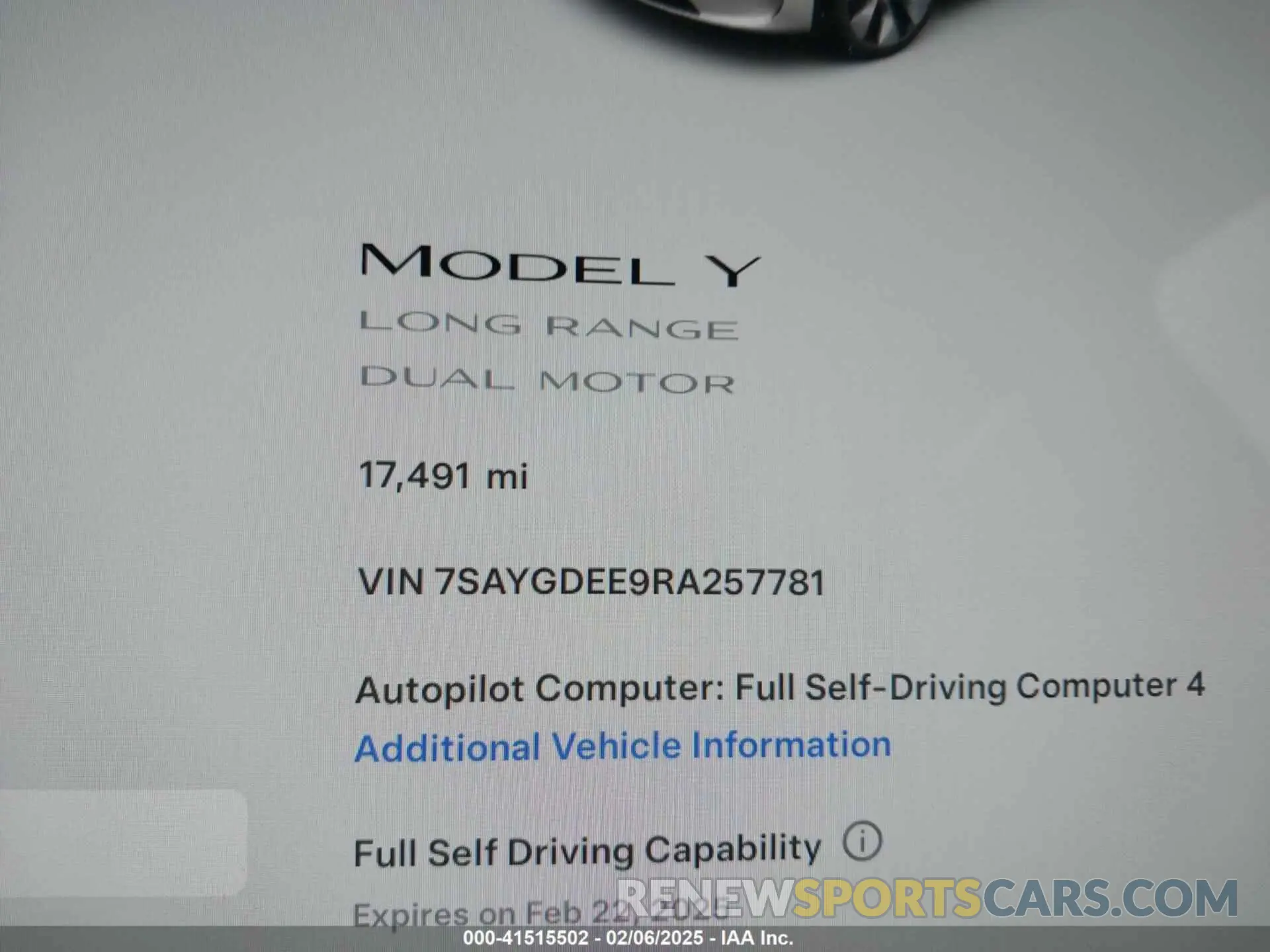 15 Photograph of a damaged car 7SAYGDEE9RA257781 TESLA MODEL Y 2024