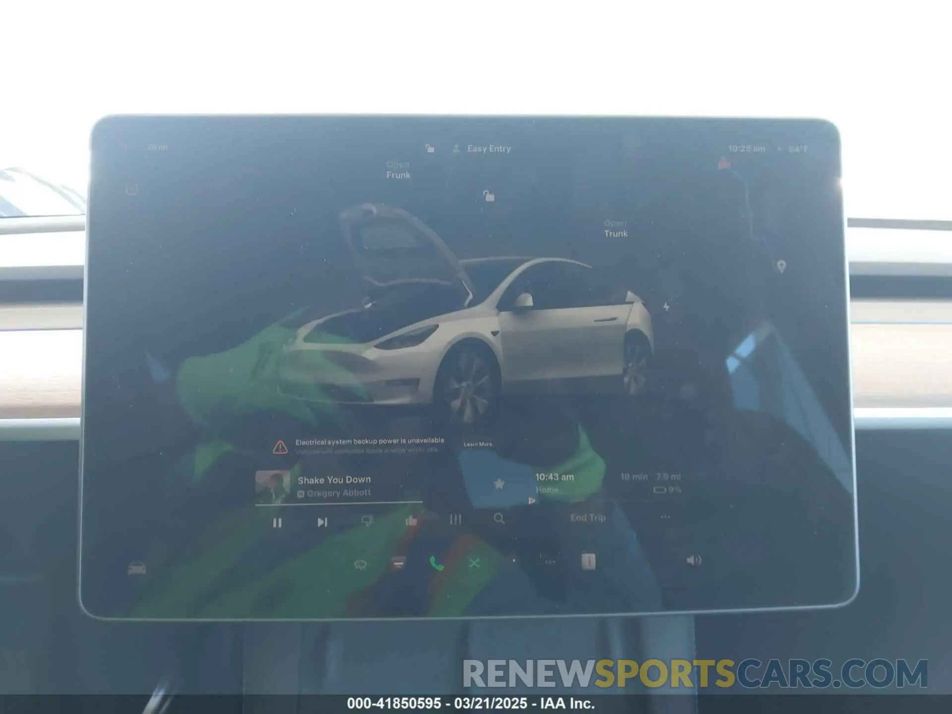 18 Photograph of a damaged car 7SAYGDEE9RA259630 TESLA MODEL Y 2024
