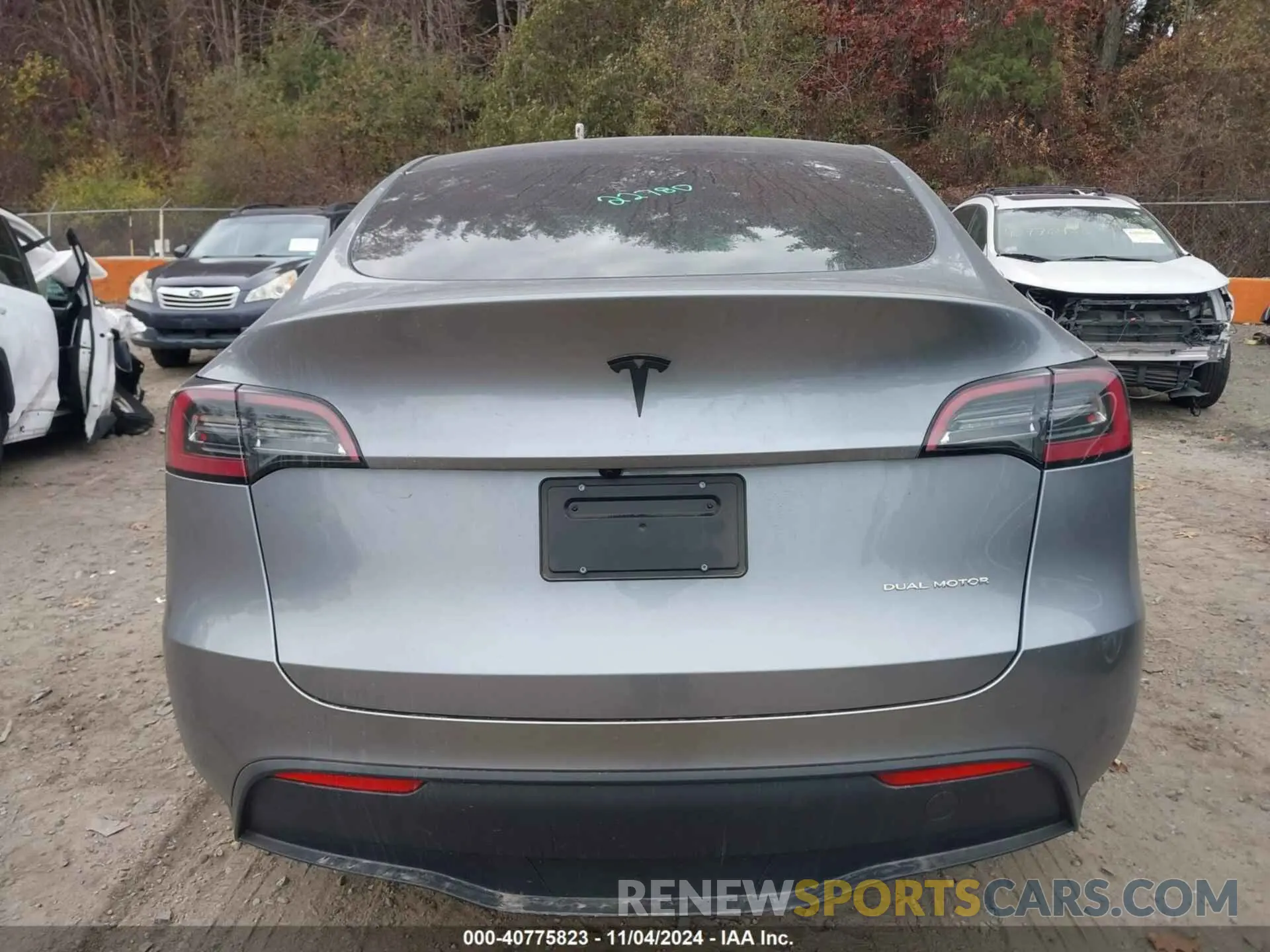 17 Фотография поврежденного автомобиля 7SAYGDEE9RA287962 TESLA MODEL Y 2024