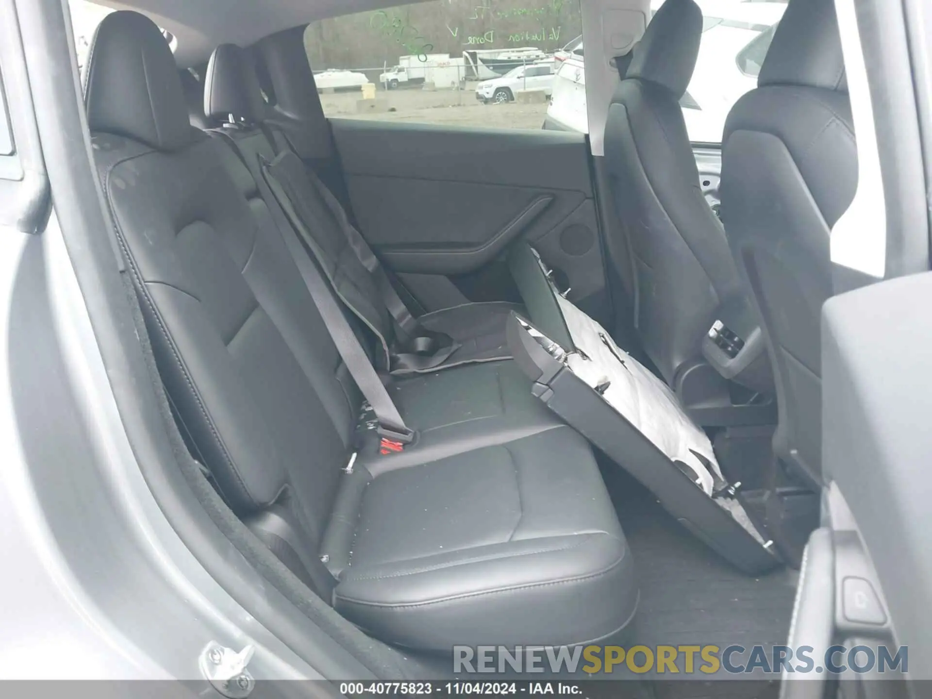8 Фотография поврежденного автомобиля 7SAYGDEE9RA287962 TESLA MODEL Y 2024