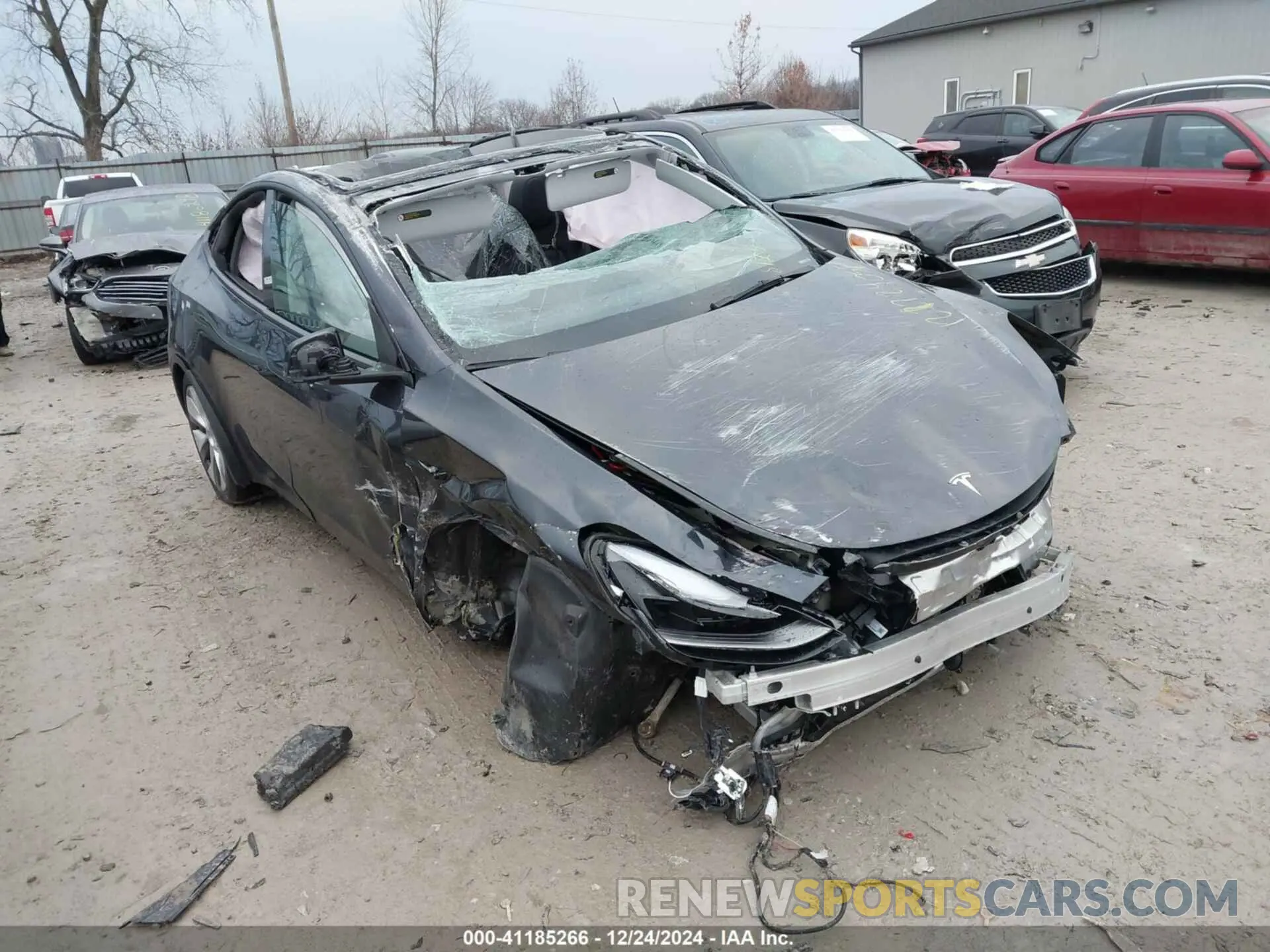 1 Фотография поврежденного автомобиля 7SAYGDEE9RA288125 TESLA MODEL Y 2024