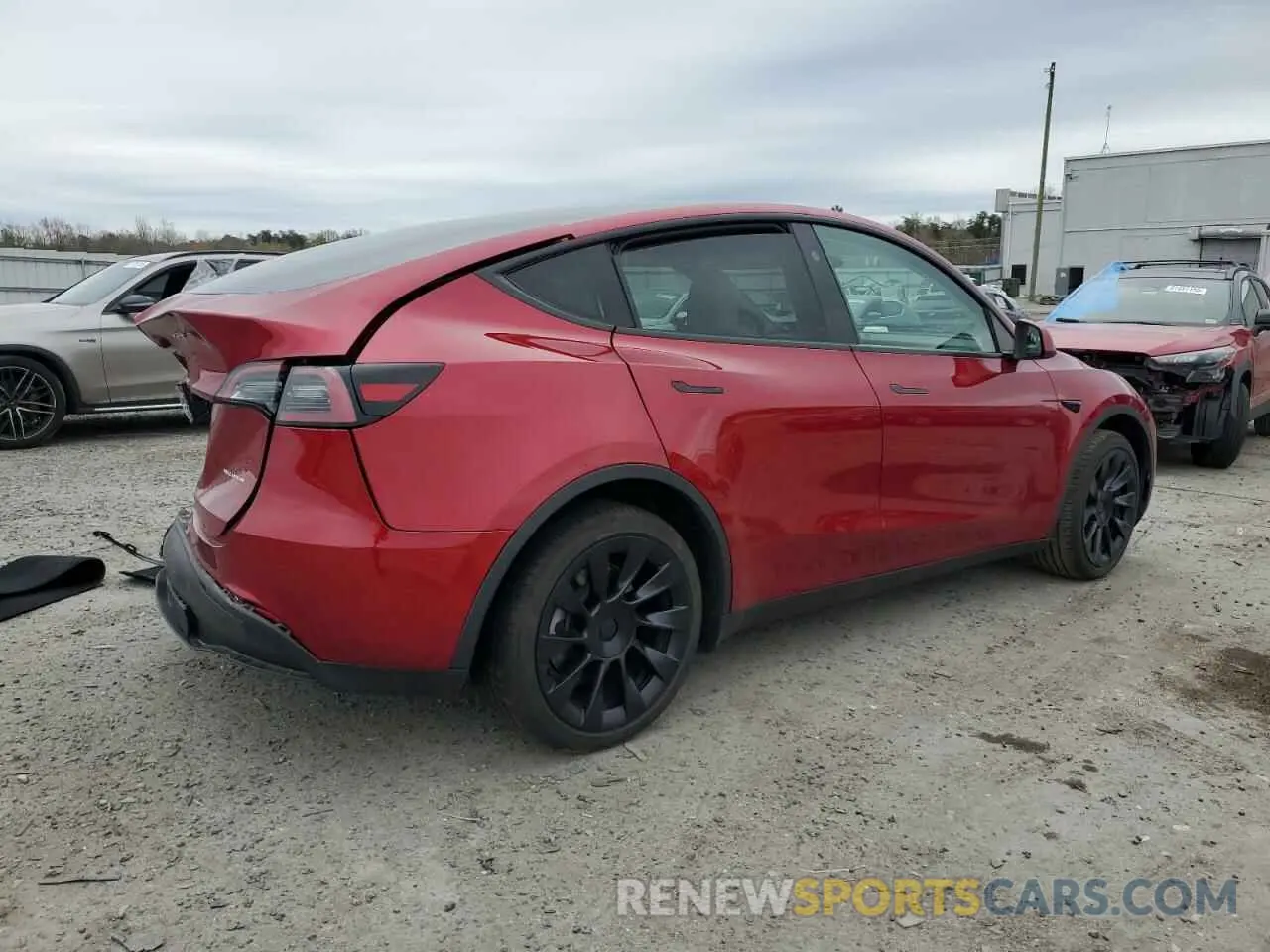 3 Photograph of a damaged car 7SAYGDEE9RA291543 TESLA MODEL Y 2024