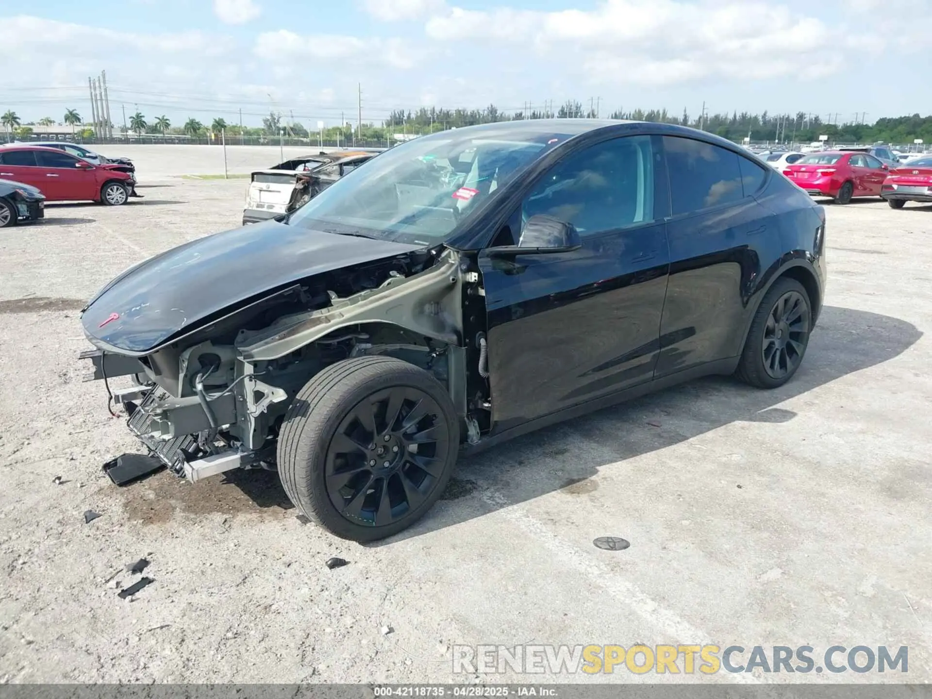 2 Photograph of a damaged car 7SAYGDEE9RA293261 TESLA MODEL Y 2024