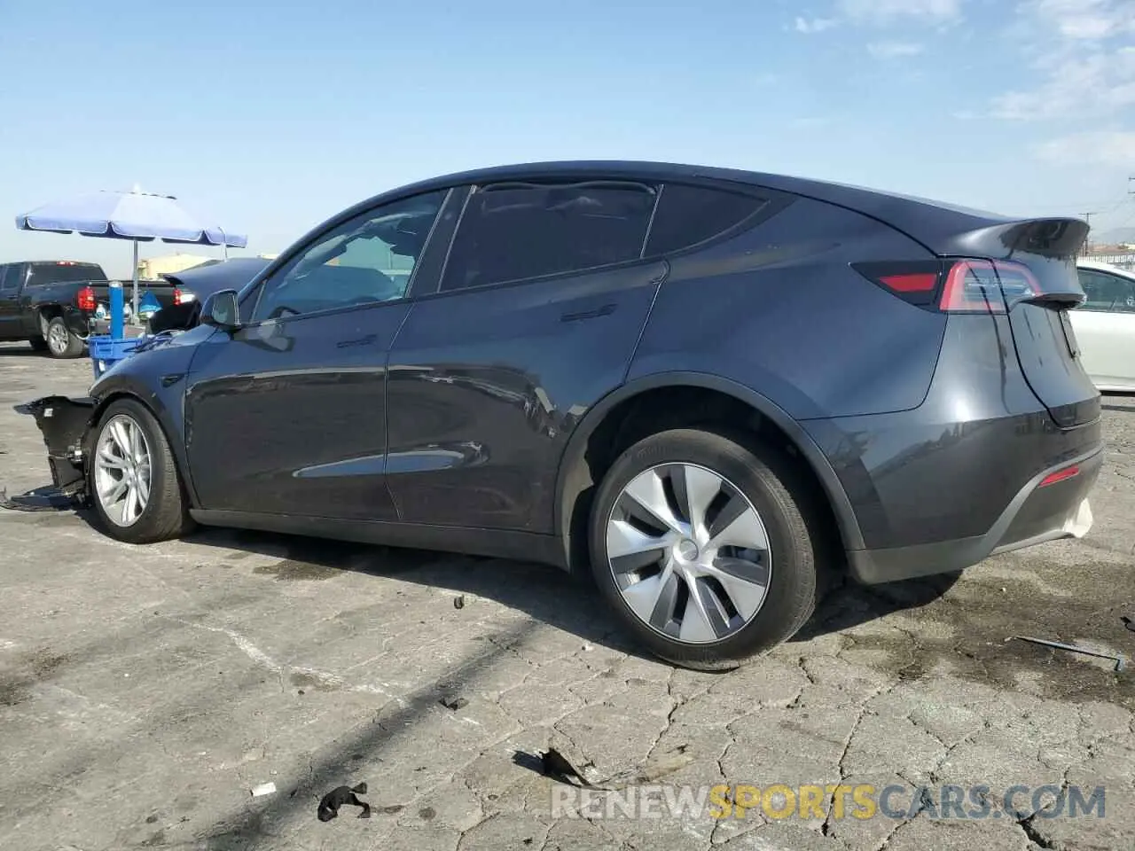 2 Photograph of a damaged car 7SAYGDEE9RF078563 TESLA MODEL Y 2024
