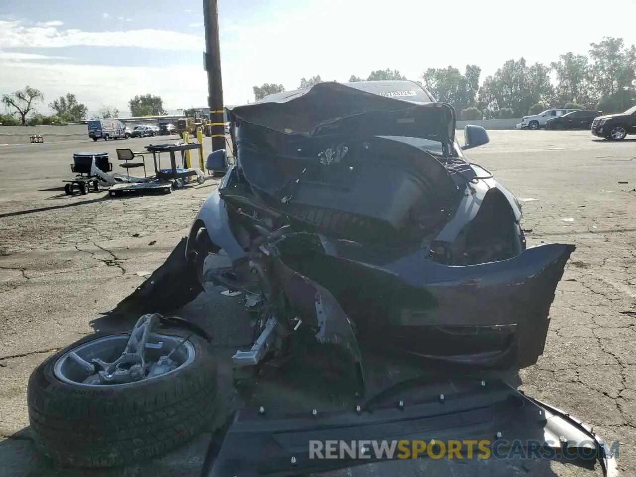 5 Photograph of a damaged car 7SAYGDEE9RF078563 TESLA MODEL Y 2024