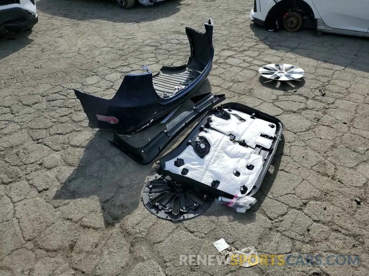 14 Фотография поврежденного автомобиля 7SAYGDEE9RF981540 TESLA MODEL Y 2024