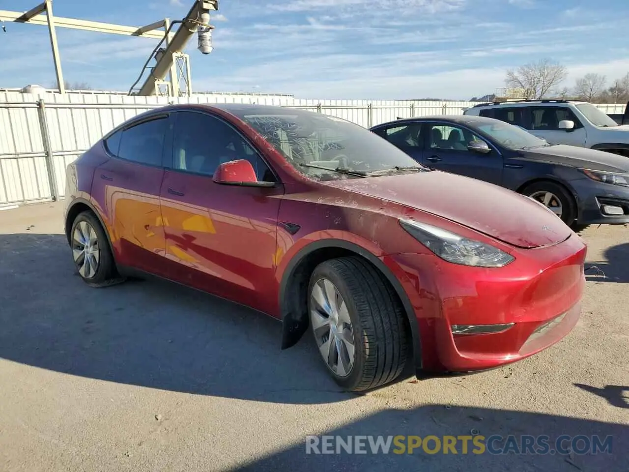 4 Photograph of a damaged car 7SAYGDEEXRA247566 TESLA MODEL Y 2024