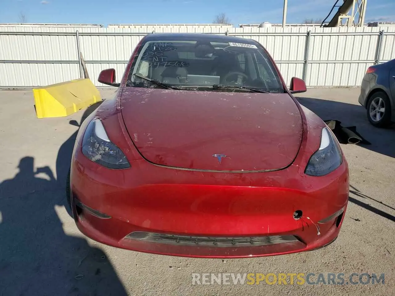 5 Photograph of a damaged car 7SAYGDEEXRA247566 TESLA MODEL Y 2024