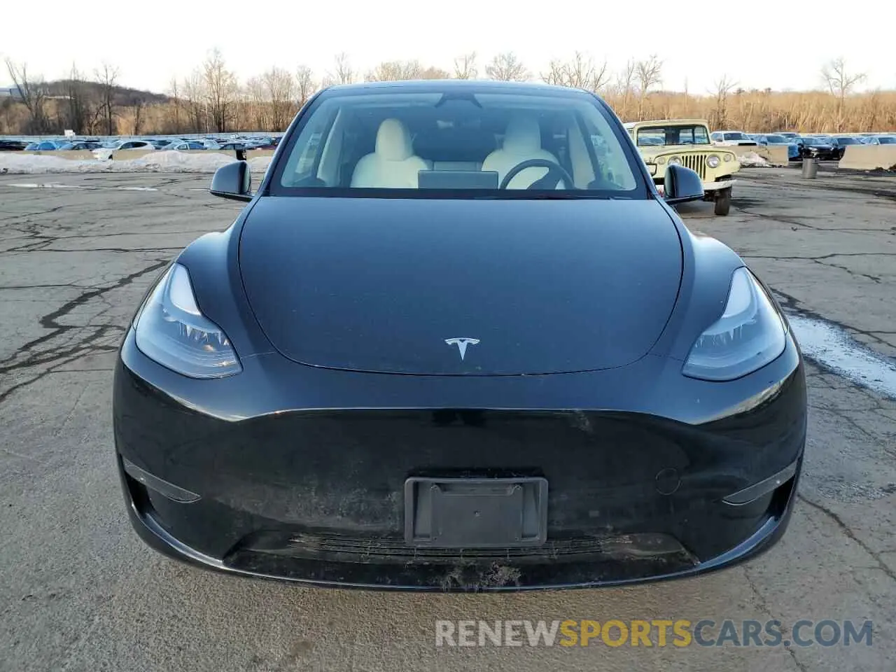 5 Photograph of a damaged car 7SAYGDEEXRA271821 TESLA MODEL Y 2024