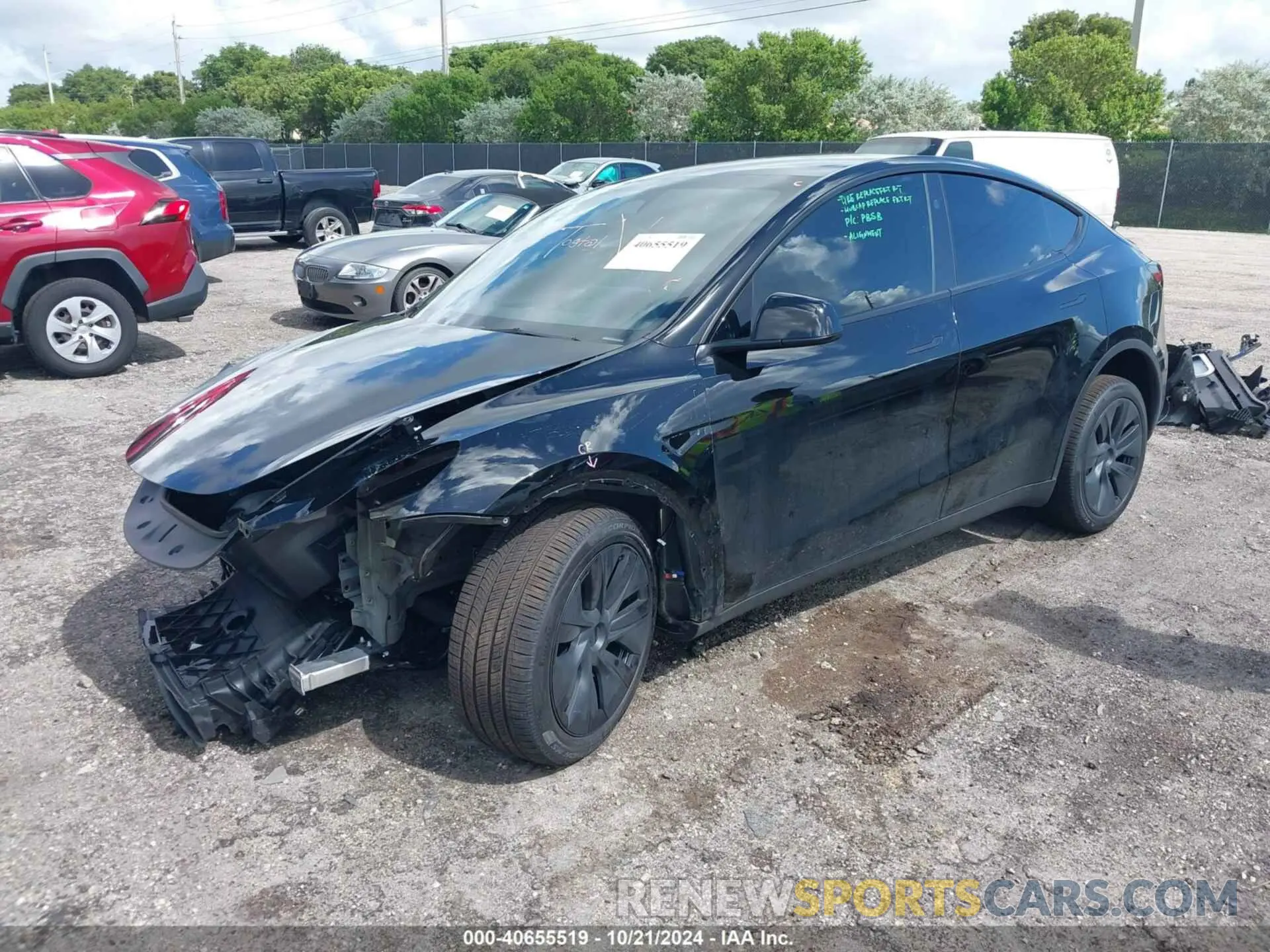 2 Photograph of a damaged car 7SAYGDEEXRA308320 TESLA MODEL Y 2024