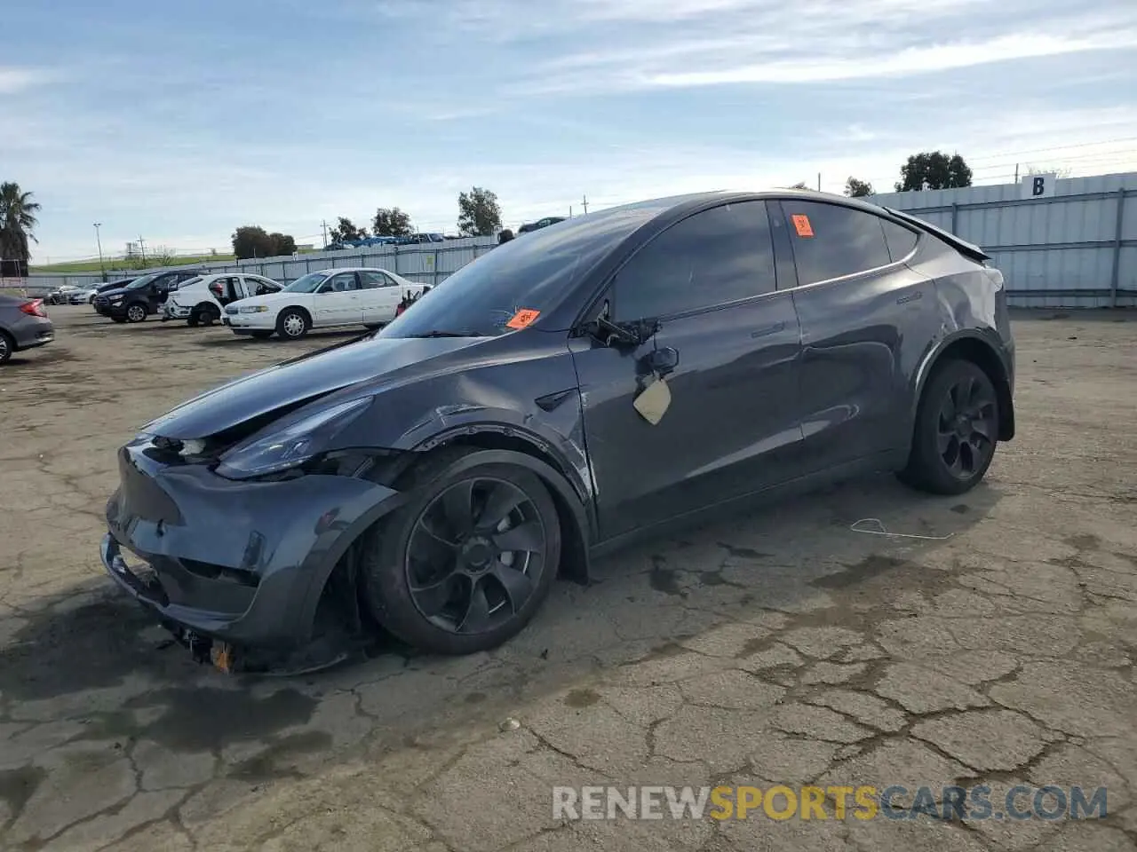 1 Фотография поврежденного автомобиля 7SAYGDEEXRF014130 TESLA MODEL Y 2024