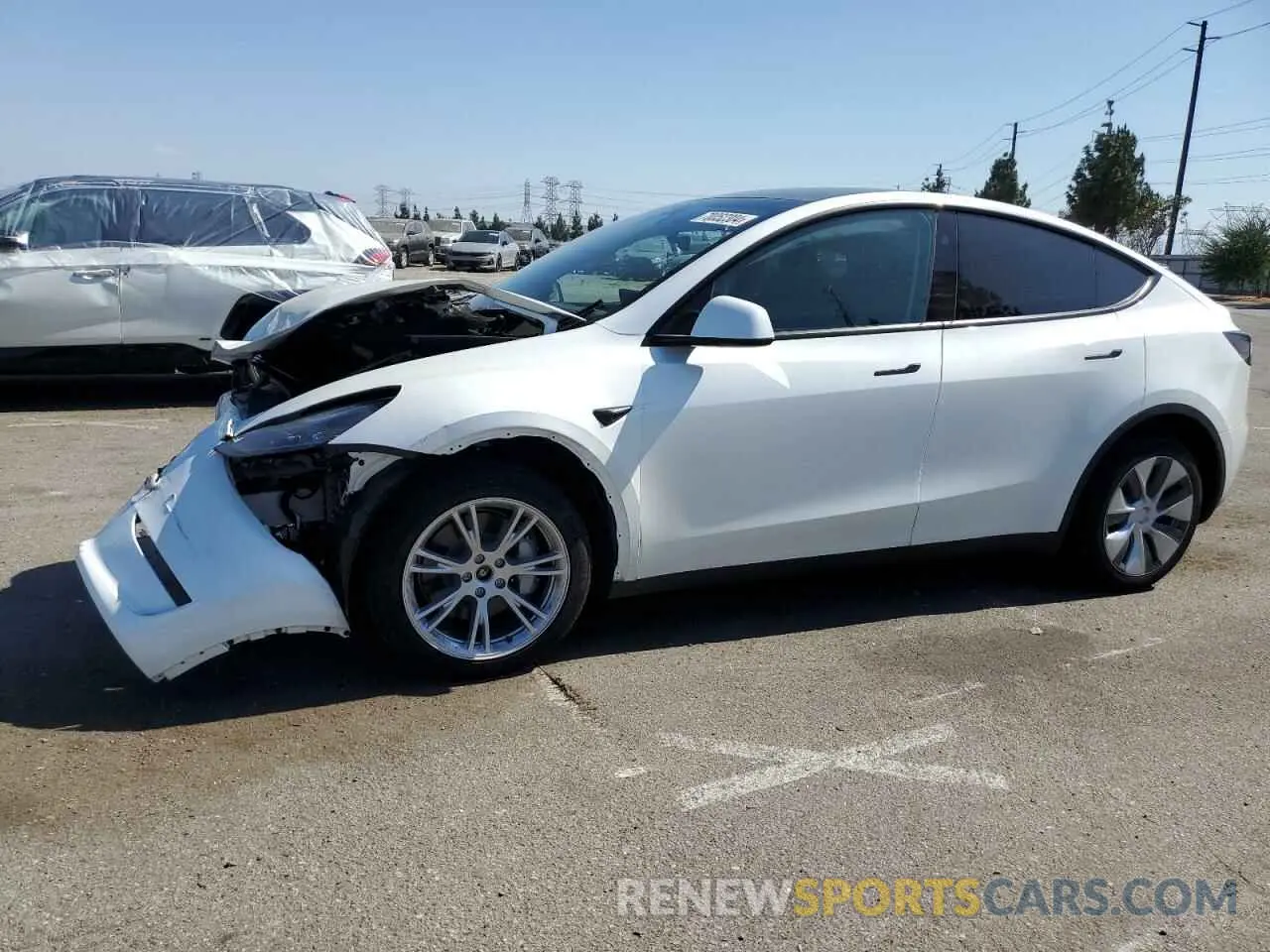 1 Photograph of a damaged car 7SAYGDEEXRF090916 TESLA MODEL Y 2024