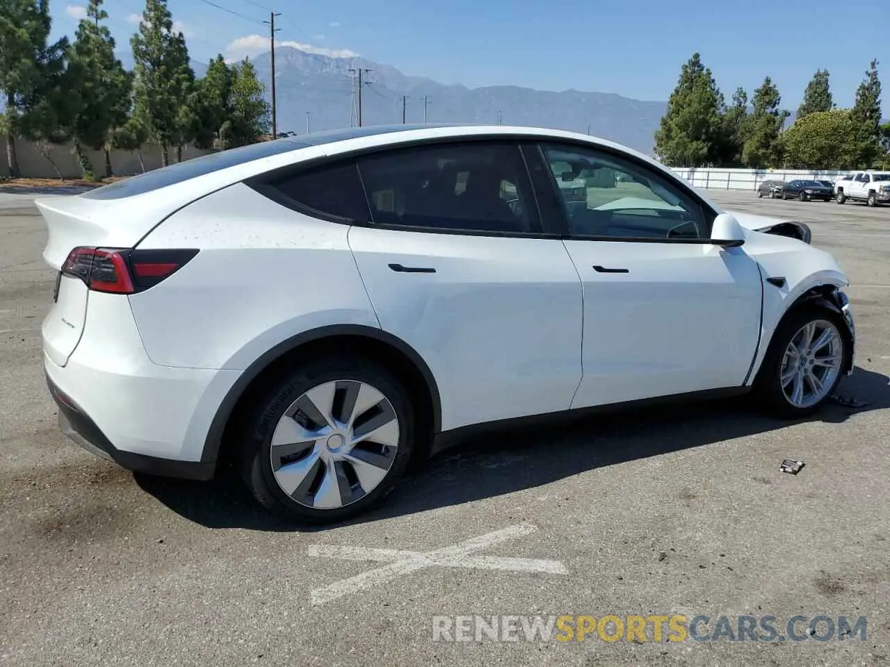 3 Photograph of a damaged car 7SAYGDEEXRF090916 TESLA MODEL Y 2024