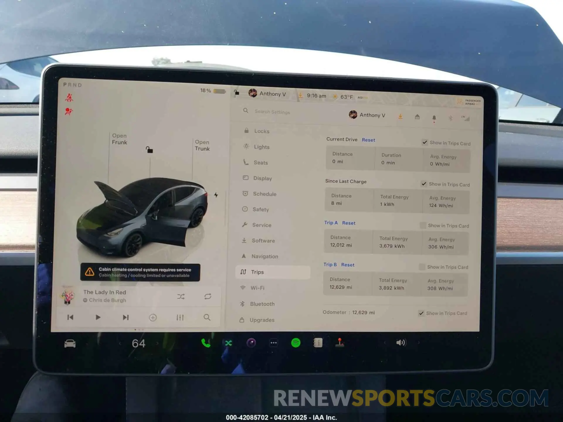 7 Photograph of a damaged car 7SAYGDEEXRF146109 TESLA MODEL Y 2024