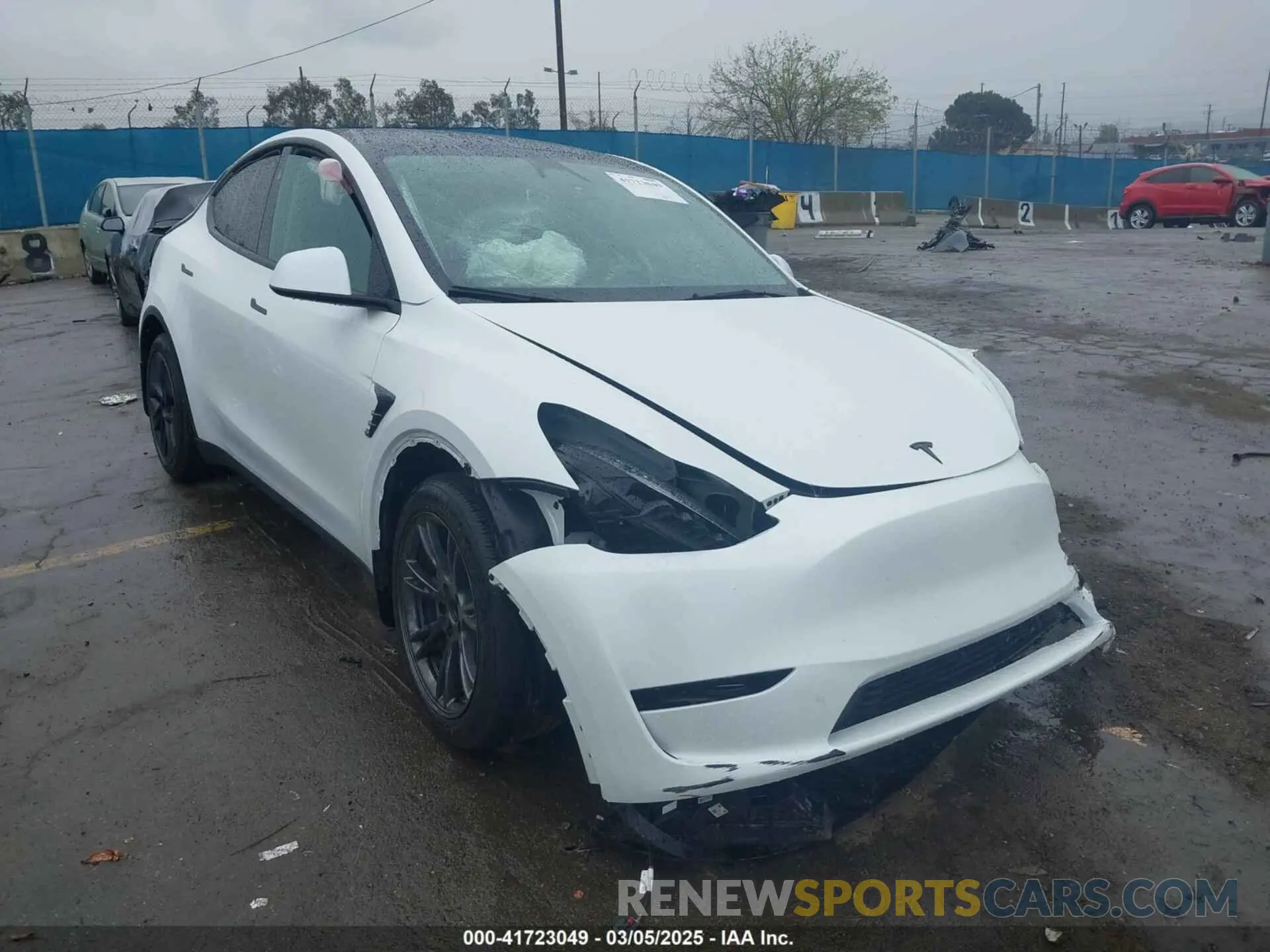 1 Photograph of a damaged car 7SAYGDEEXRF230169 TESLA MODEL Y 2024