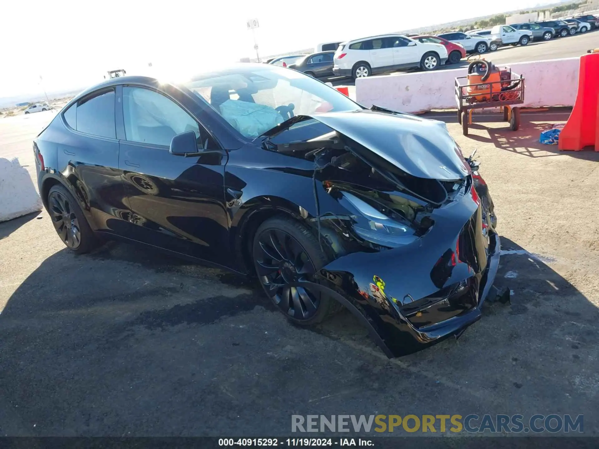 1 Photograph of a damaged car 7SAYGDEF0RA281380 TESLA MODEL Y 2024