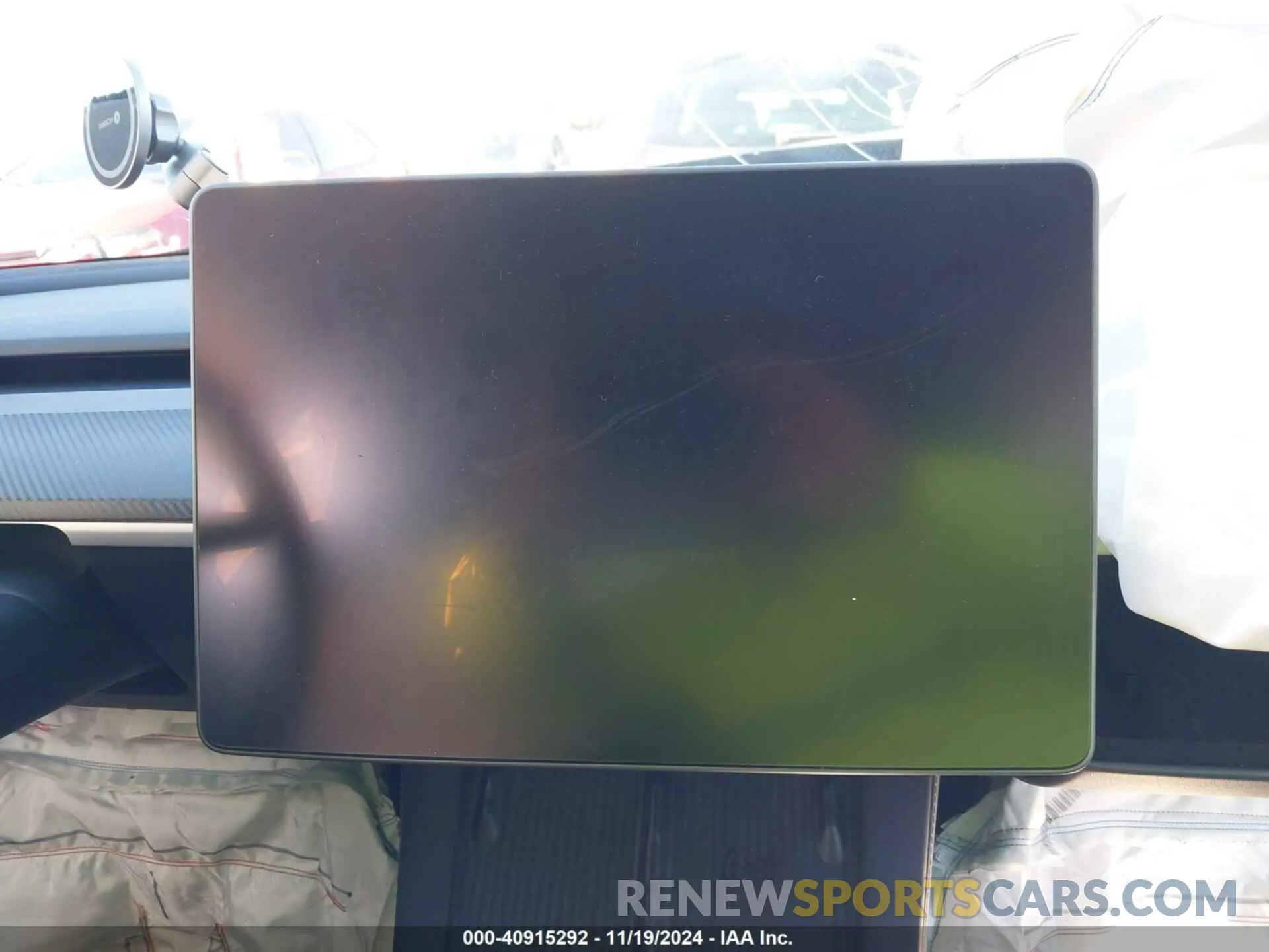 7 Photograph of a damaged car 7SAYGDEF0RA281380 TESLA MODEL Y 2024