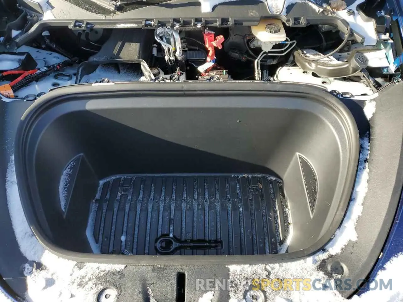 13 Photograph of a damaged car 7SAYGDEF0RA312711 TESLA MODEL Y 2024