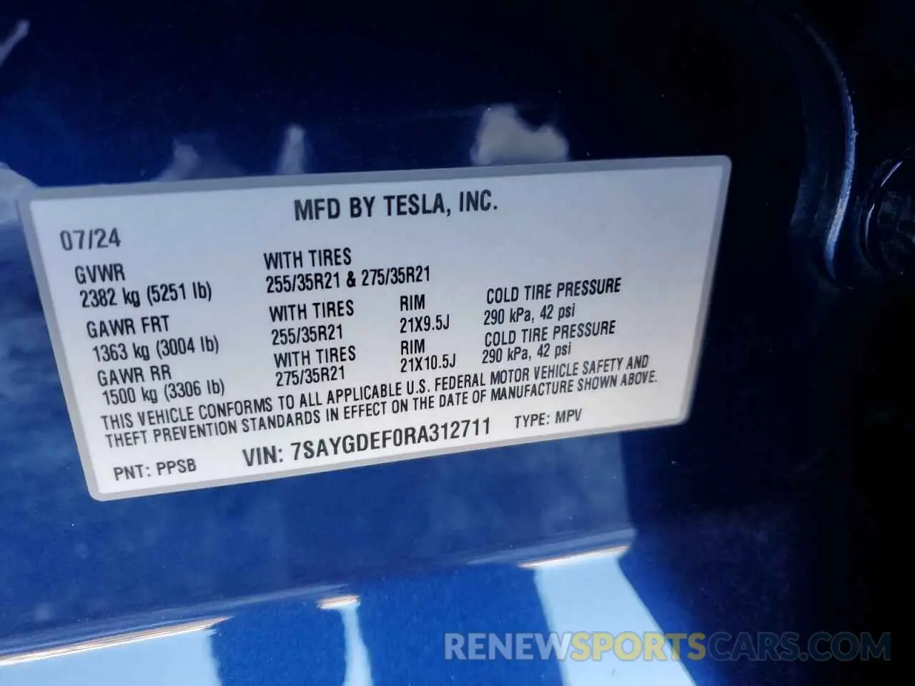 16 Photograph of a damaged car 7SAYGDEF0RA312711 TESLA MODEL Y 2024