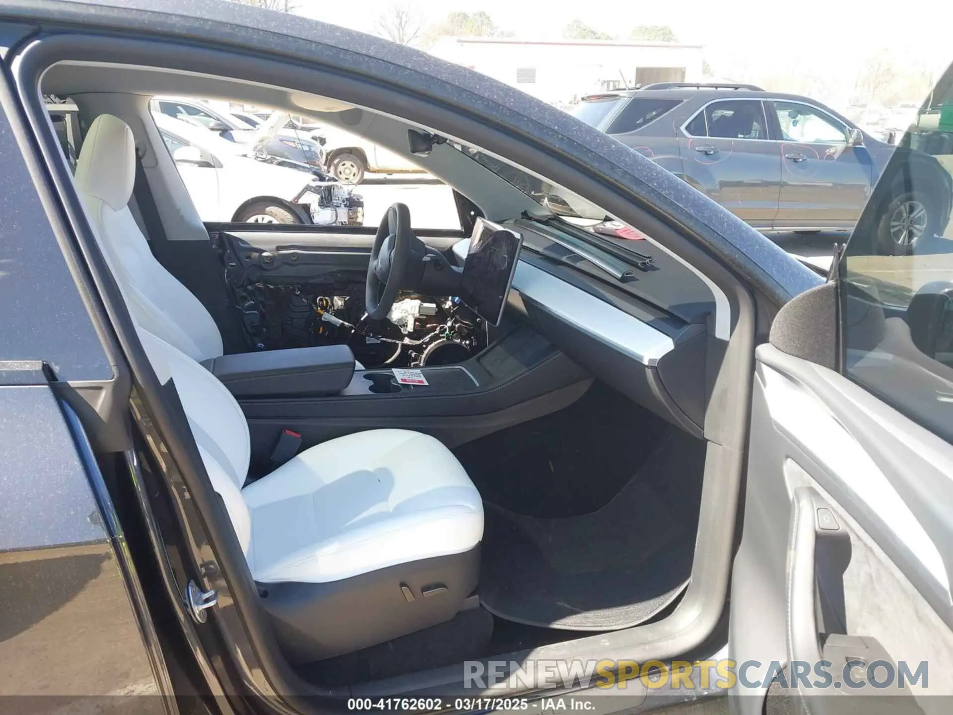 5 Фотография поврежденного автомобиля 7SAYGDEF1RA329825 TESLA MODEL Y 2024