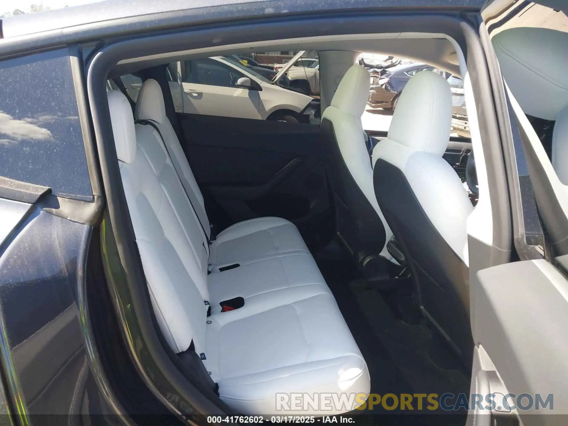 8 Фотография поврежденного автомобиля 7SAYGDEF1RA329825 TESLA MODEL Y 2024