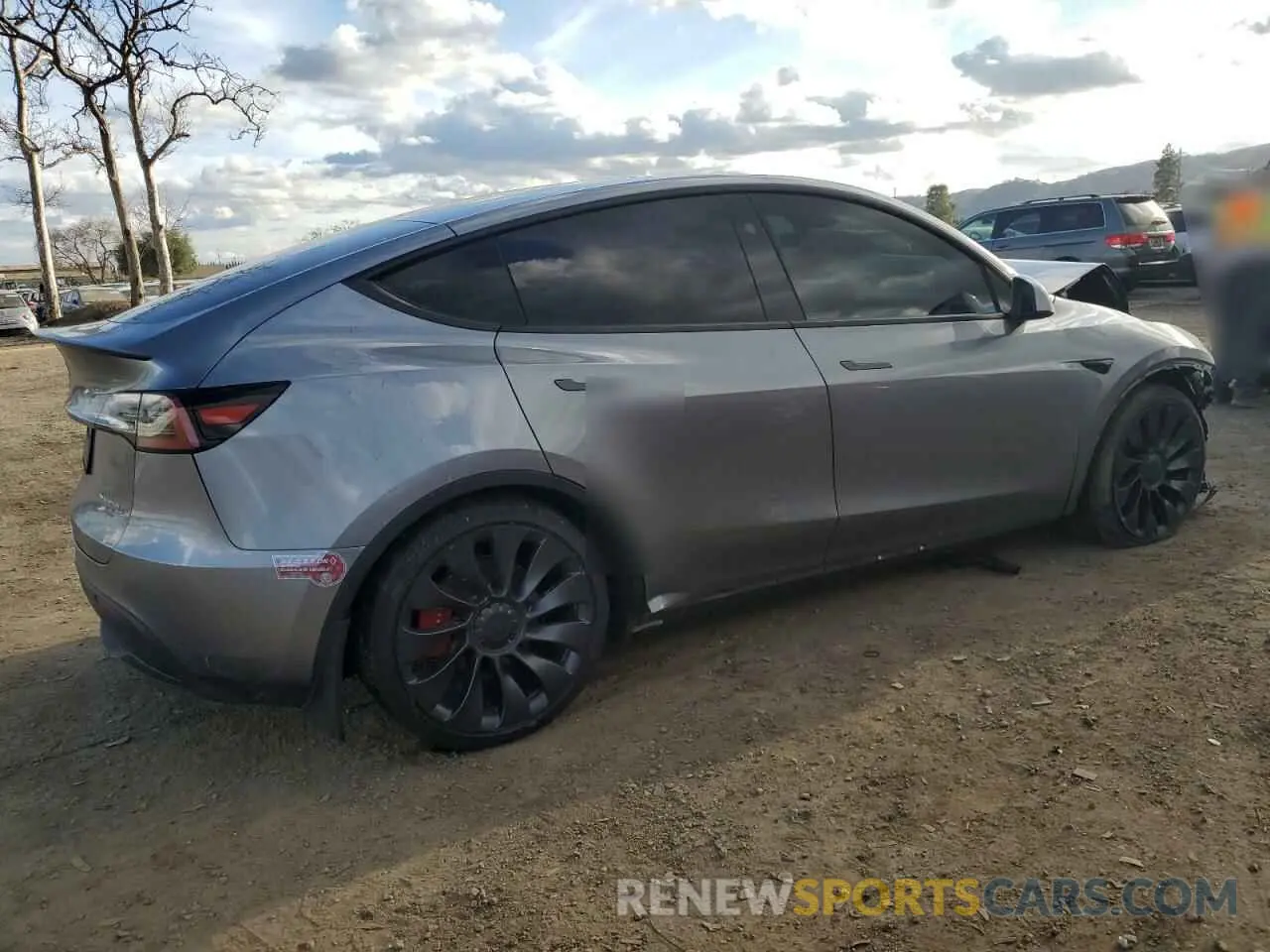 3 Фотография поврежденного автомобиля 7SAYGDEF2RF113873 TESLA MODEL Y 2024