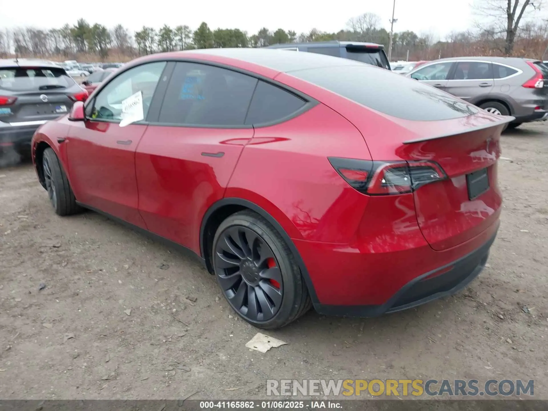 3 Photograph of a damaged car 7SAYGDEF3RA321483 TESLA MODEL Y 2024