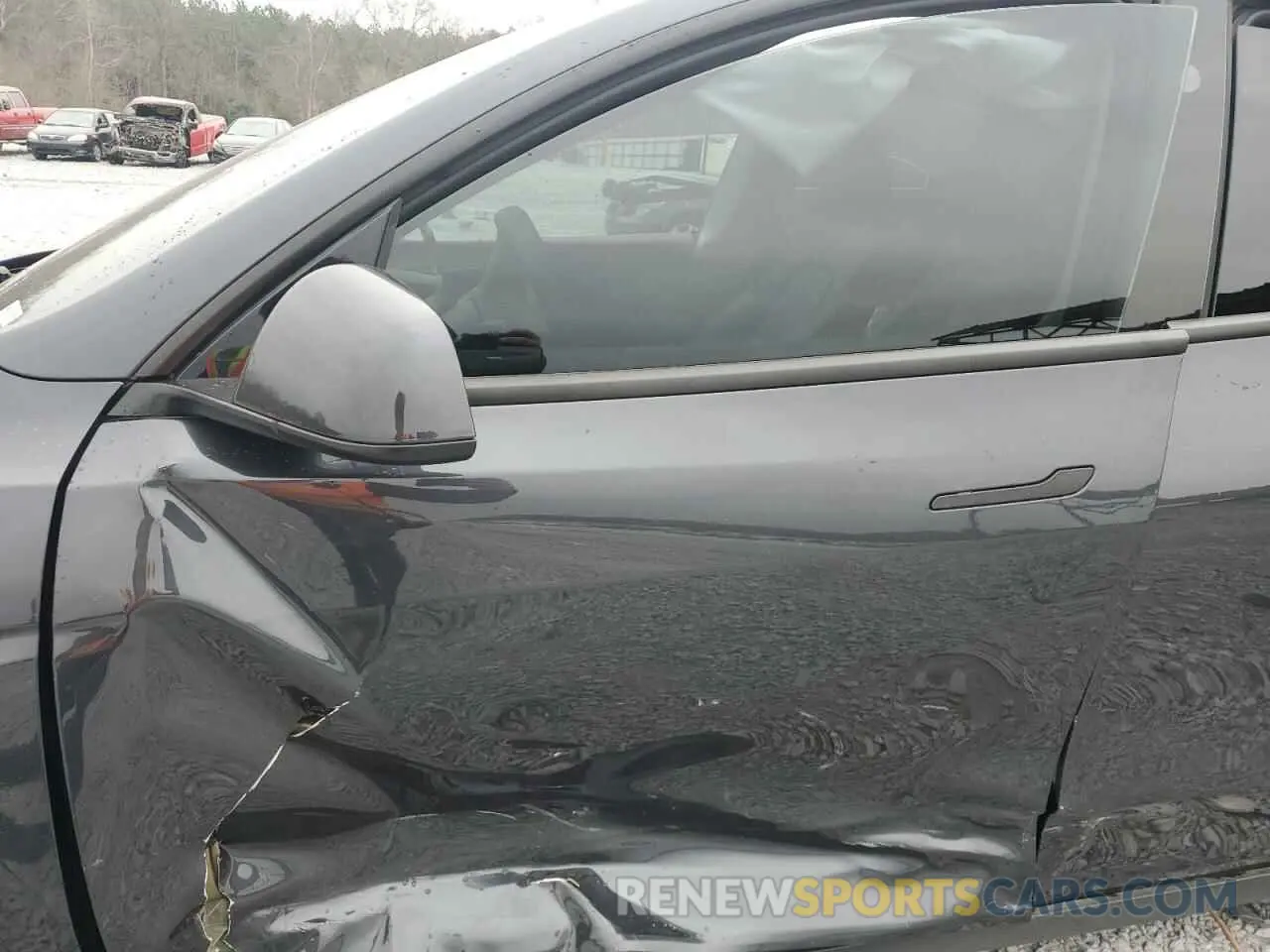 7 Photograph of a damaged car 7SAYGDEF3RF020523 TESLA MODEL Y 2024