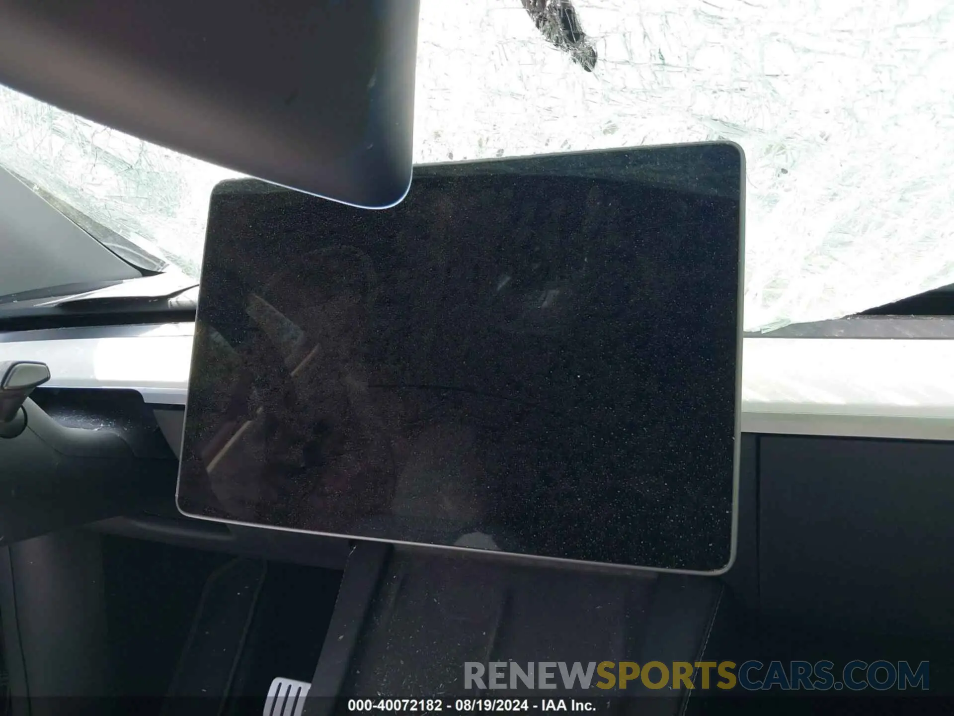 17 Фотография поврежденного автомобиля 7SAYGDEF3RF022885 TESLA MODEL Y 2024