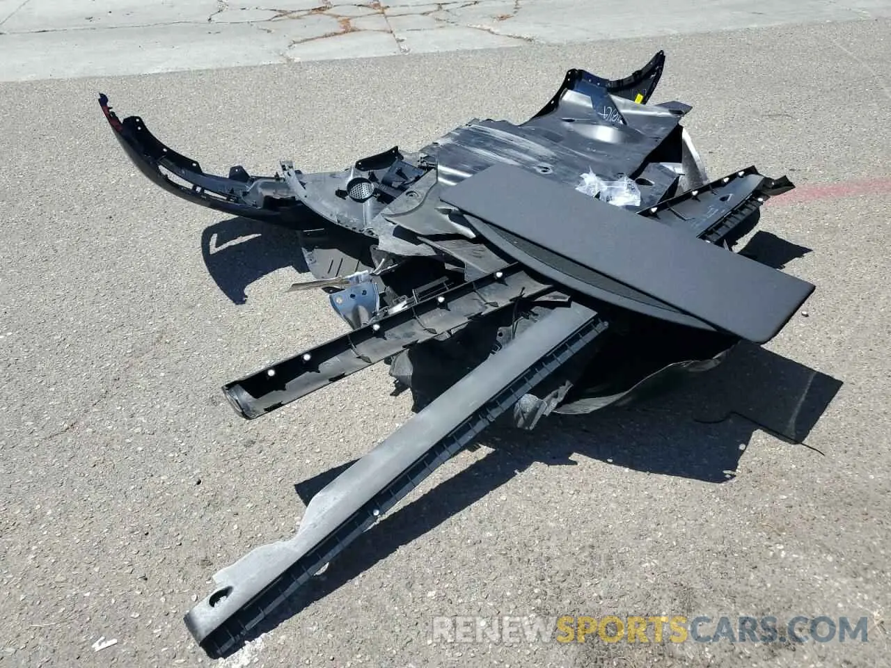 13 Photograph of a damaged car 7SAYGDEF3RF107726 TESLA MODEL Y 2024