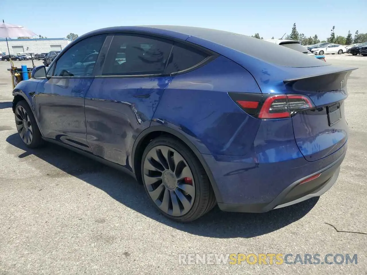 2 Photograph of a damaged car 7SAYGDEF3RF107726 TESLA MODEL Y 2024