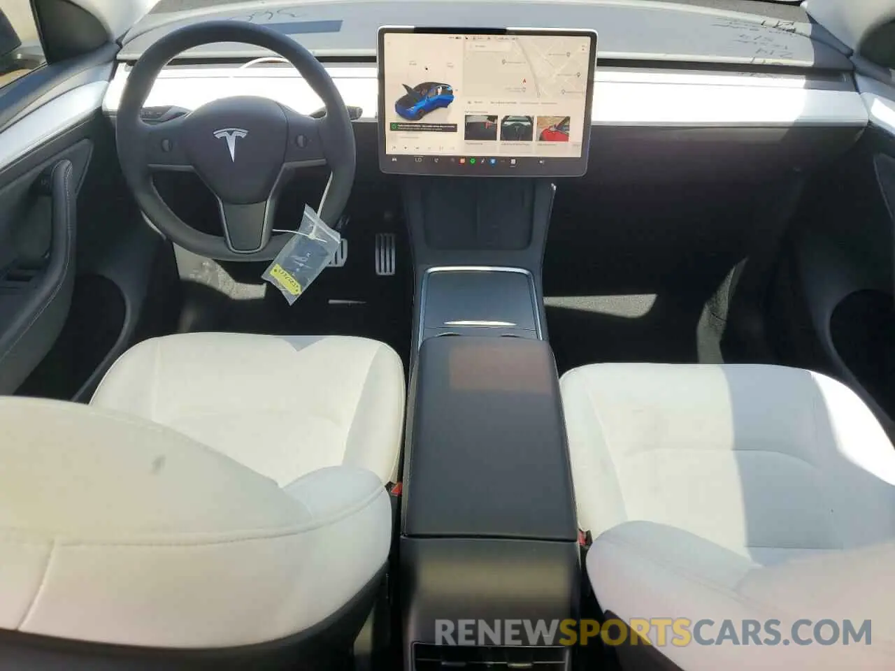 8 Photograph of a damaged car 7SAYGDEF3RF107726 TESLA MODEL Y 2024