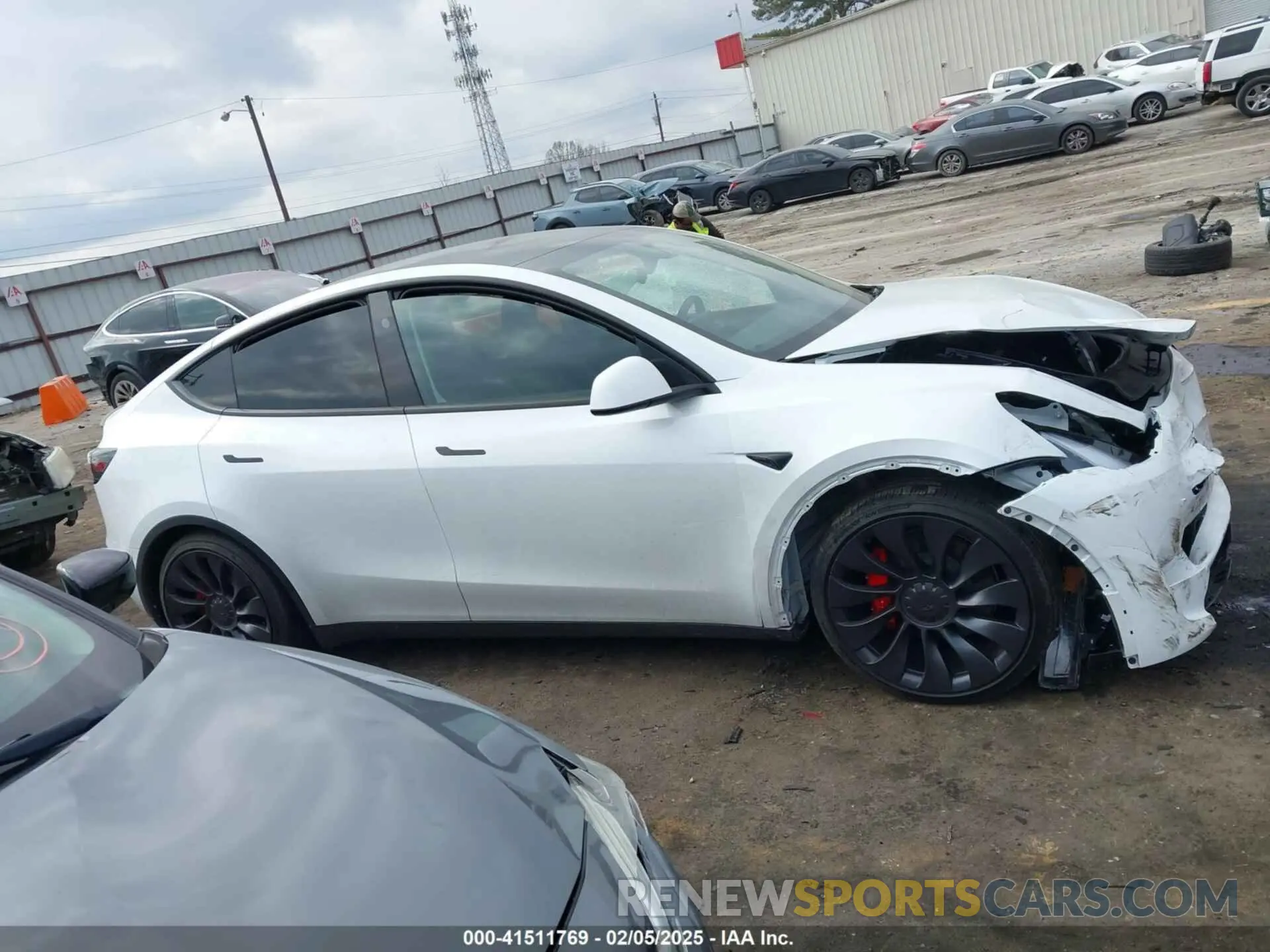 12 Фотография поврежденного автомобиля 7SAYGDEF4RA278532 TESLA MODEL Y 2024