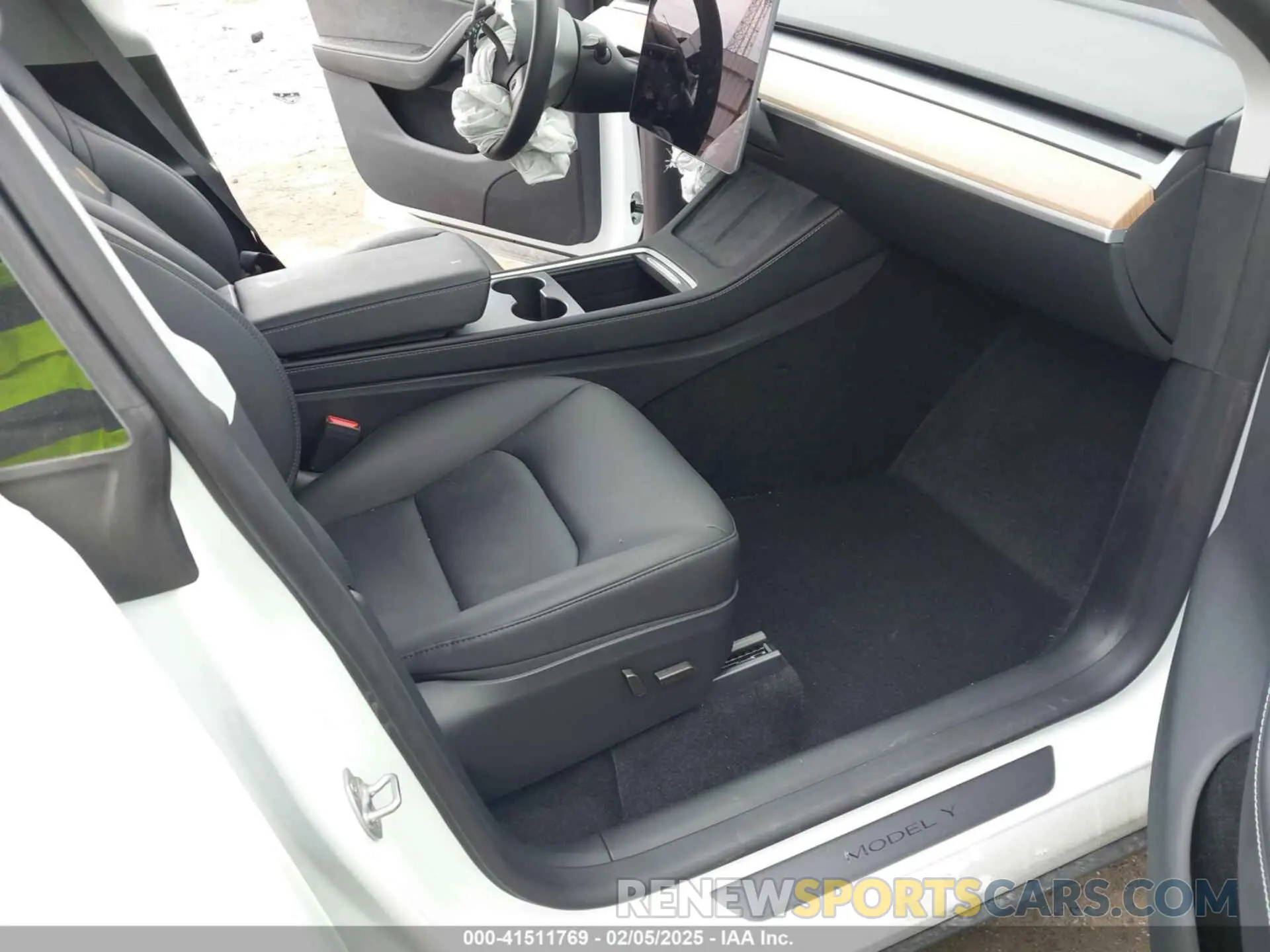 5 Фотография поврежденного автомобиля 7SAYGDEF4RA278532 TESLA MODEL Y 2024