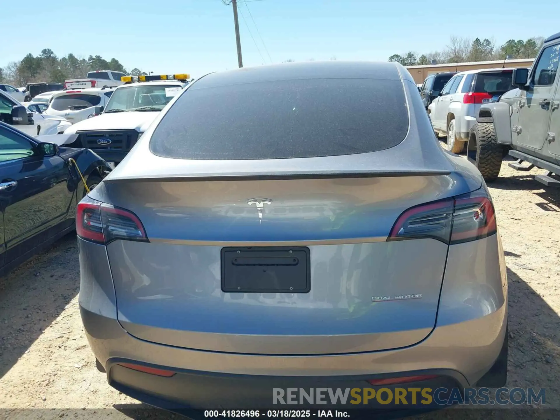 16 Photograph of a damaged car 7SAYGDEF4RA310248 TESLA MODEL Y 2024