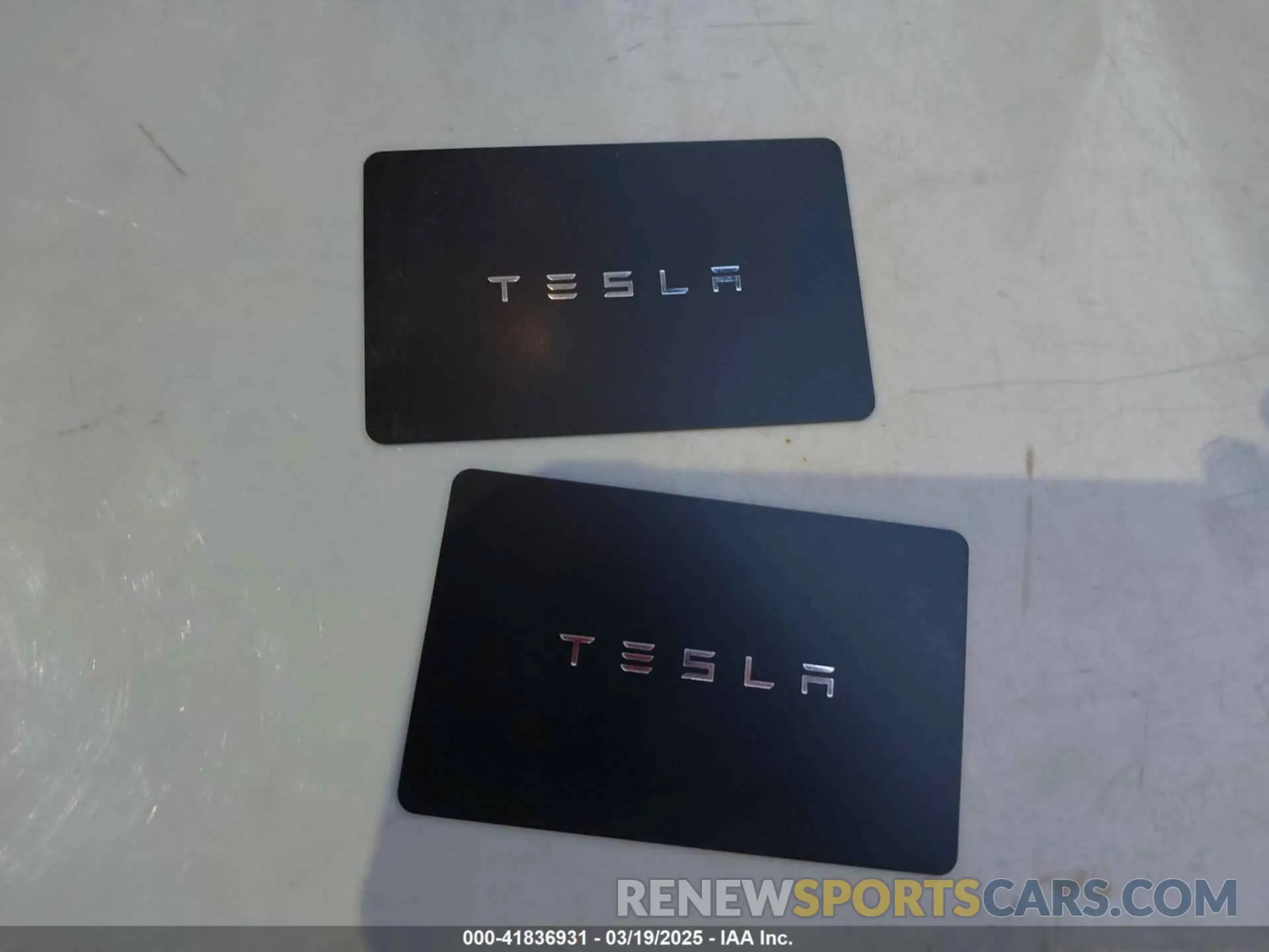 11 Photograph of a damaged car 7SAYGDEF4RF053711 TESLA MODEL Y 2024