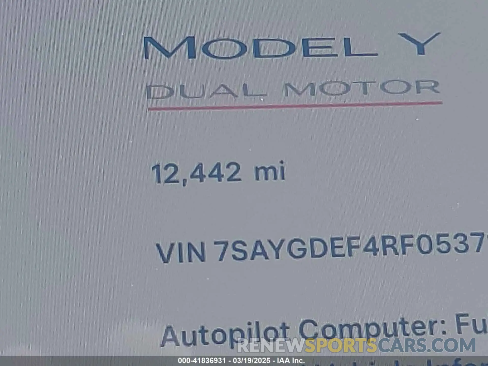 15 Photograph of a damaged car 7SAYGDEF4RF053711 TESLA MODEL Y 2024