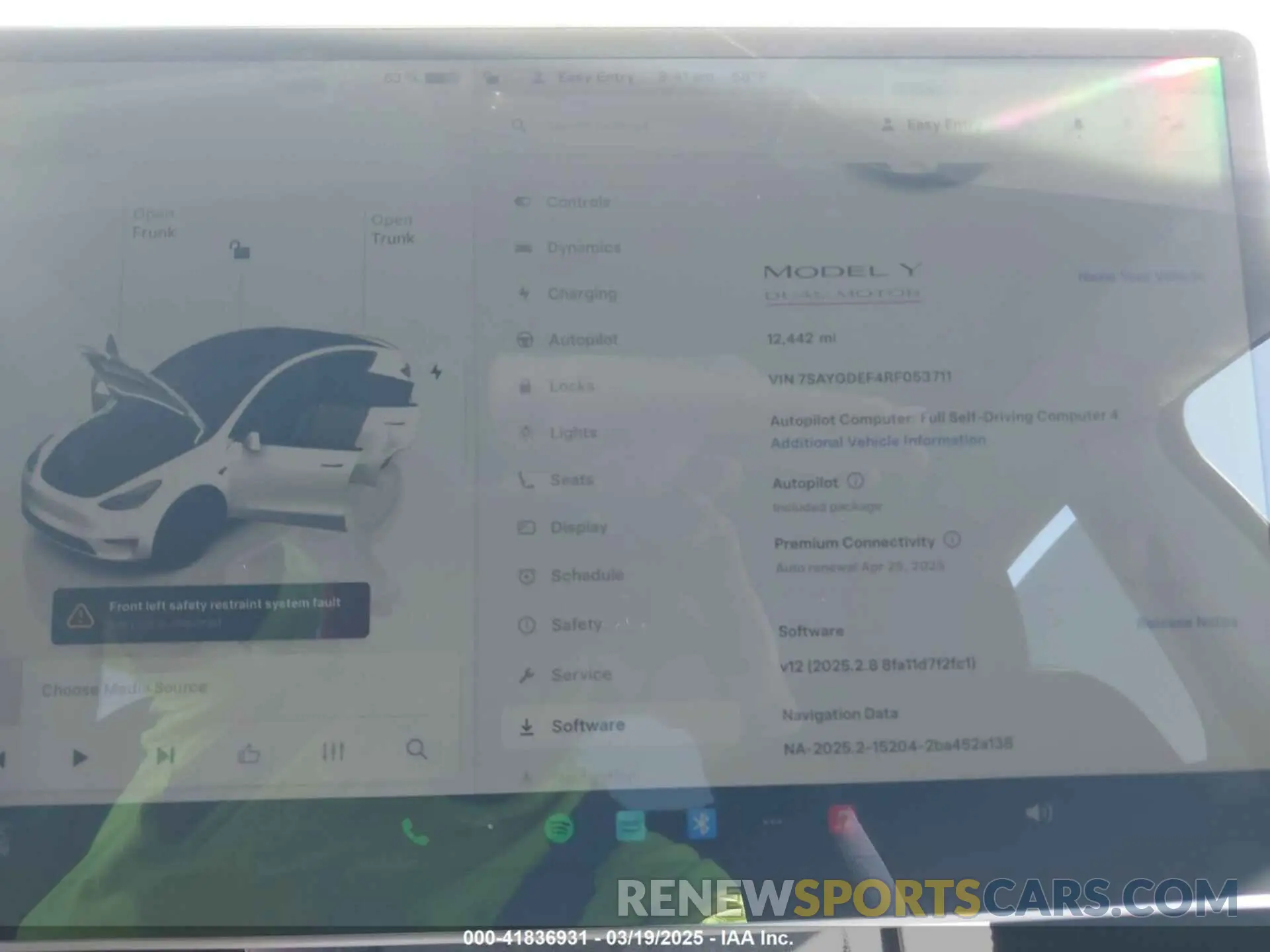 7 Photograph of a damaged car 7SAYGDEF4RF053711 TESLA MODEL Y 2024