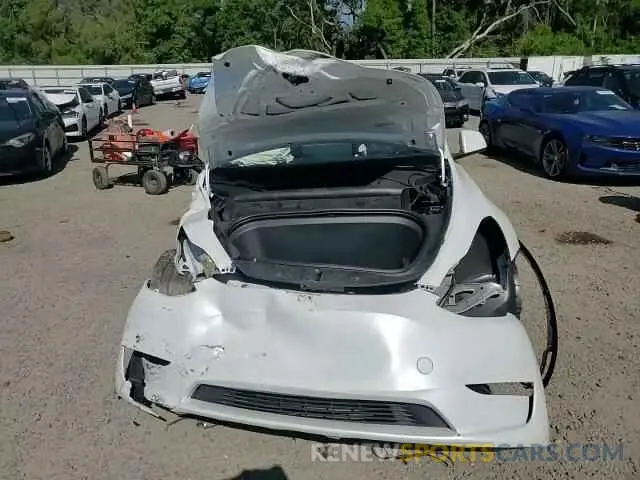 12 Photograph of a damaged car 7SAYGDEF4RF064210 TESLA MODEL Y 2024