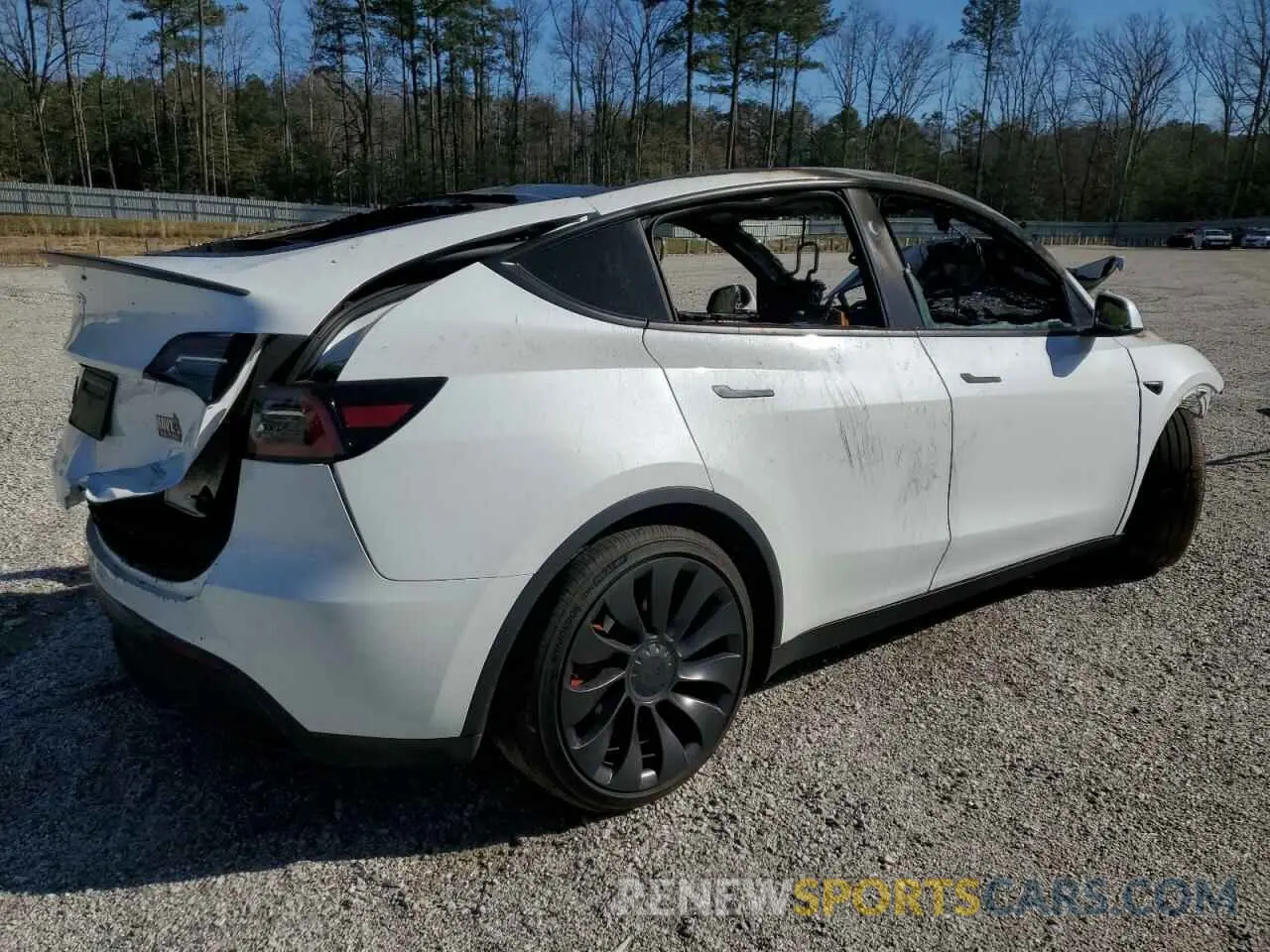 3 Фотография поврежденного автомобиля 7SAYGDEF5RF183755 TESLA MODEL Y 2024
