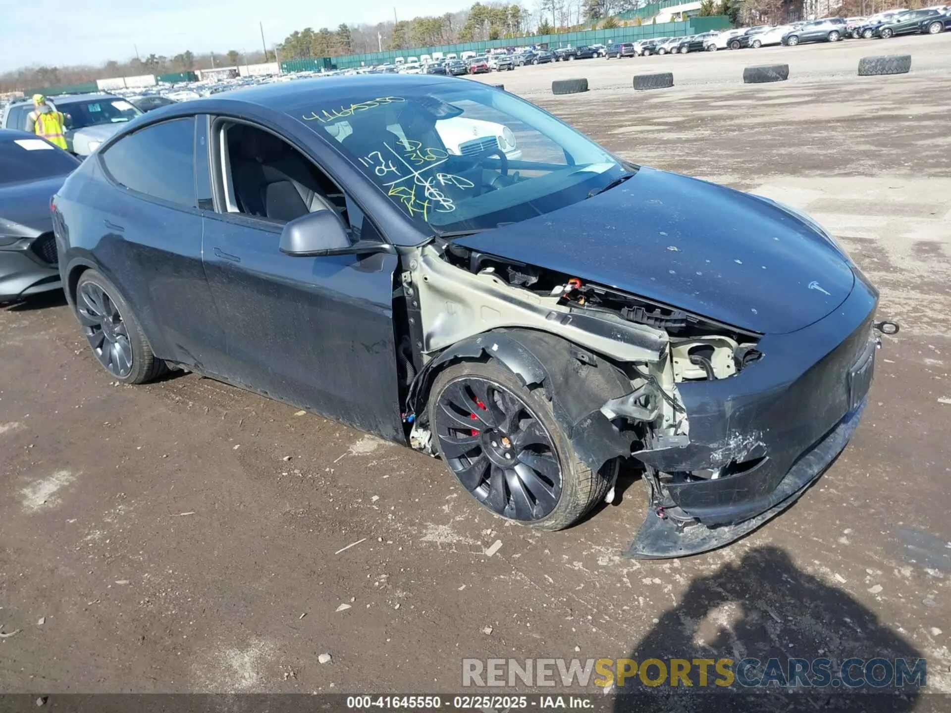 1 Photograph of a damaged car 7SAYGDEF6RA266687 TESLA MODEL Y 2024